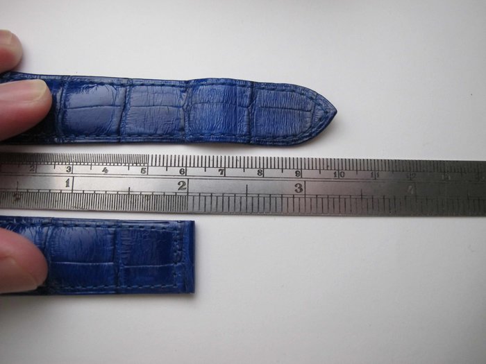 CARTIER 卡地亞 原廠 21/18 短版 寶藍色鱷魚皮錶帶 PASHA專用 近新 KD1HSNO4 2