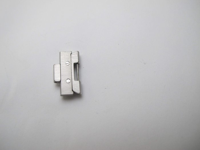 PANERAI 沛納海 半月型 不銹鋼錶目 寬度20mm 售出不退換 2