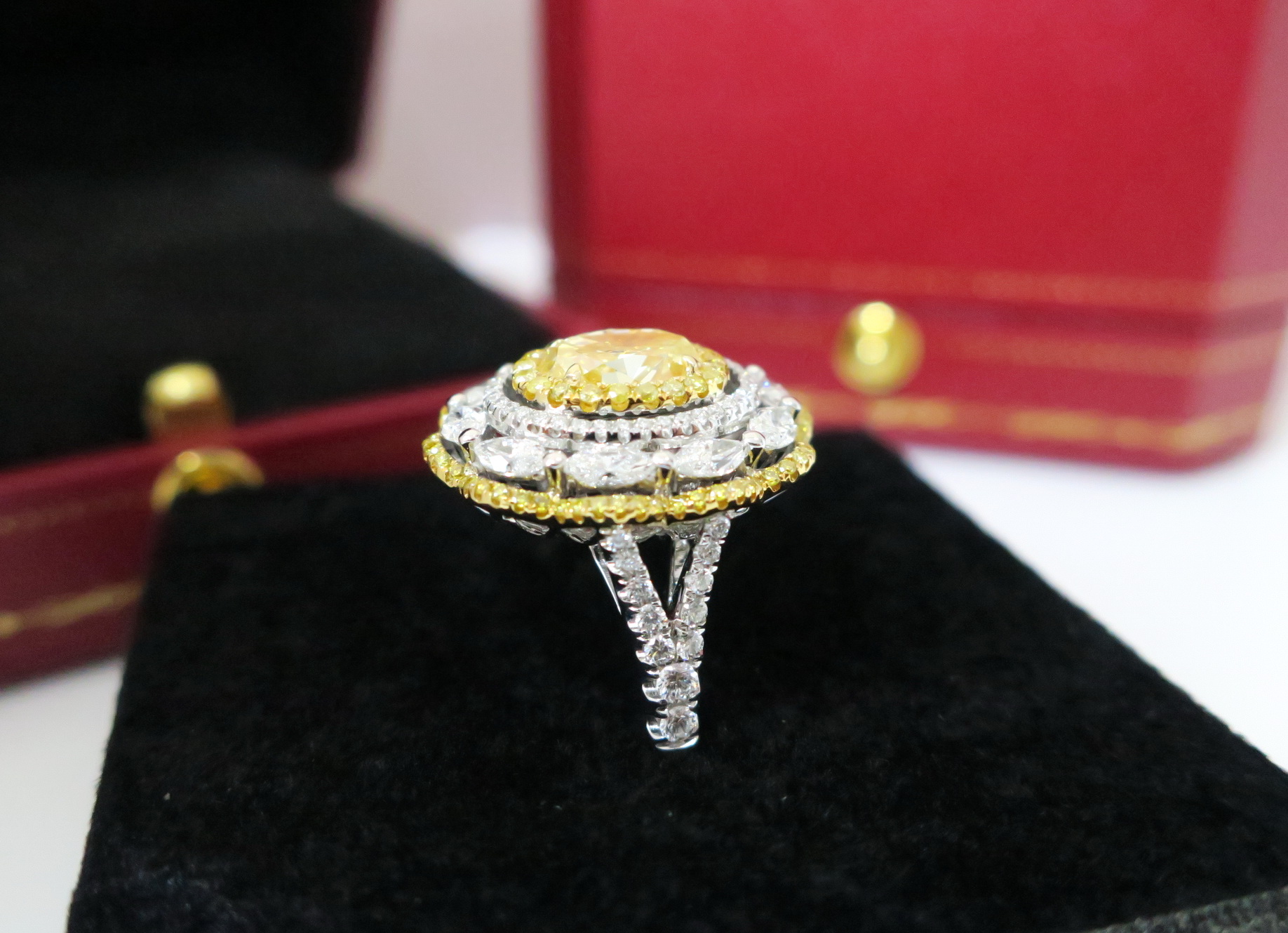 GIA黃金鑽 彩鑽 主石1.52CT 罕見FANCY YELLOW等級 豪華收藏級 3