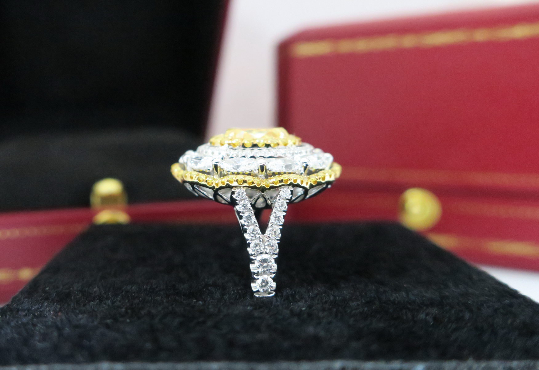 GIA黃金鑽 彩鑽 主石1.52CT 罕見FANCY YELLOW等級 豪華收藏級 4