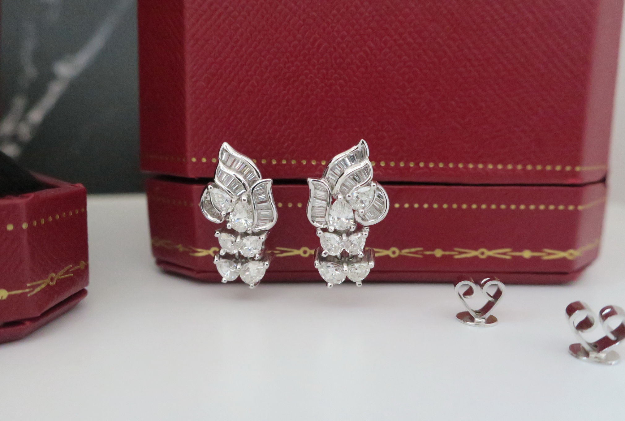 天然 鑽石耳環/耳飾 18K金 天然水滴鑽+排鑽 總重約2克拉 閃閃動人 3