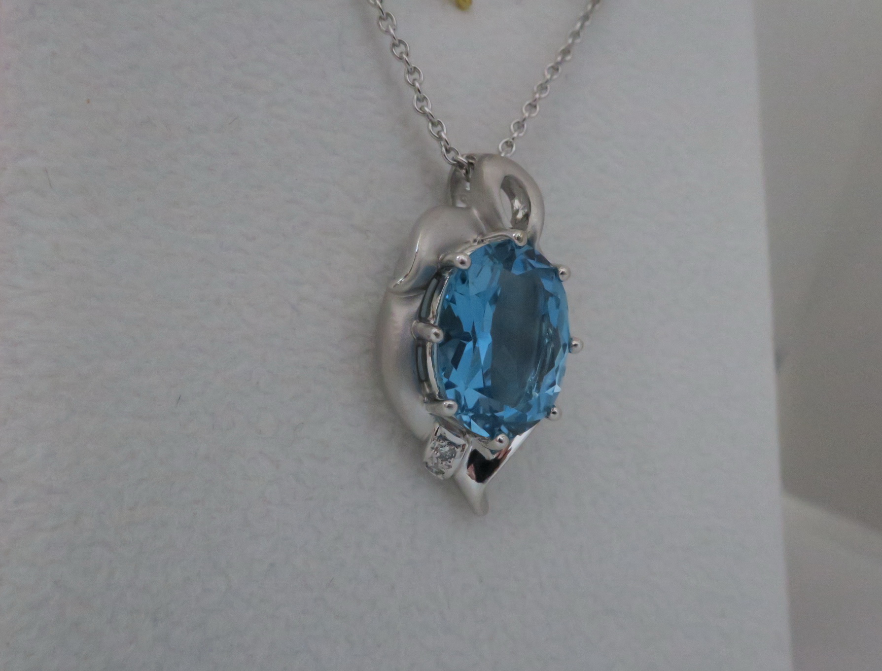 天然 海藍寶石 鑲鑽項鍊/墬子 18K白金 極度搶眼 高貴不貴 4