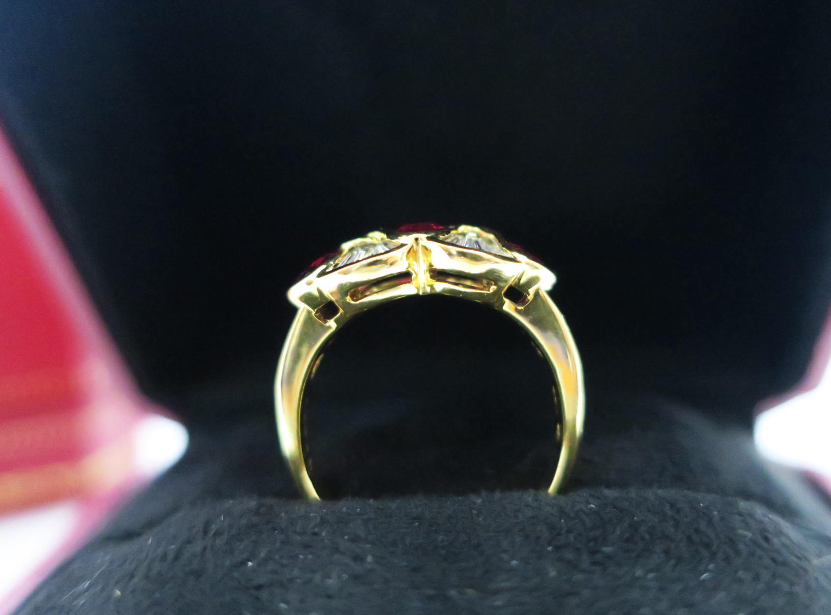 天然 紅寶石 鑲崁梯鑽戒台/戒指 18K金 落落大方 4