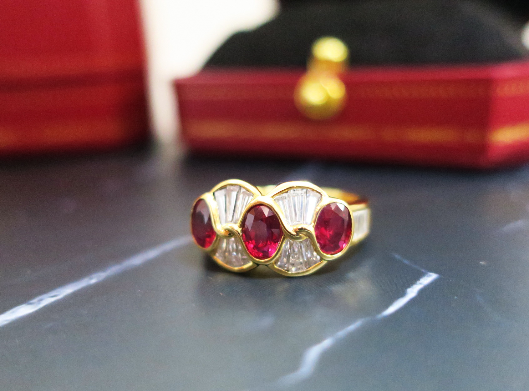 天然 紅寶石 鑲崁梯鑽戒台/戒指 18K金 落落大方 5