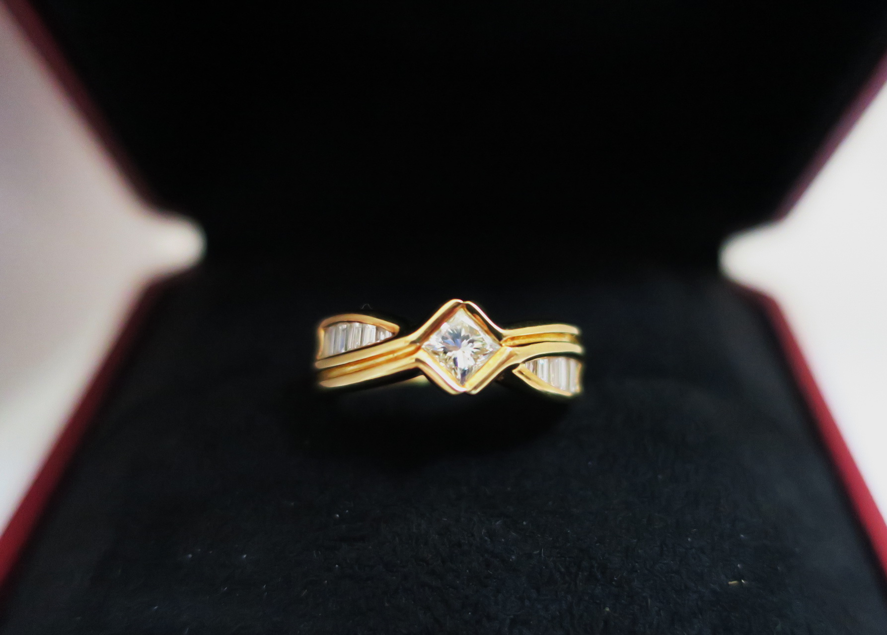 天然 方鑽 重31分 鑲崁 梯鑽戒台/戒指 18K金 2