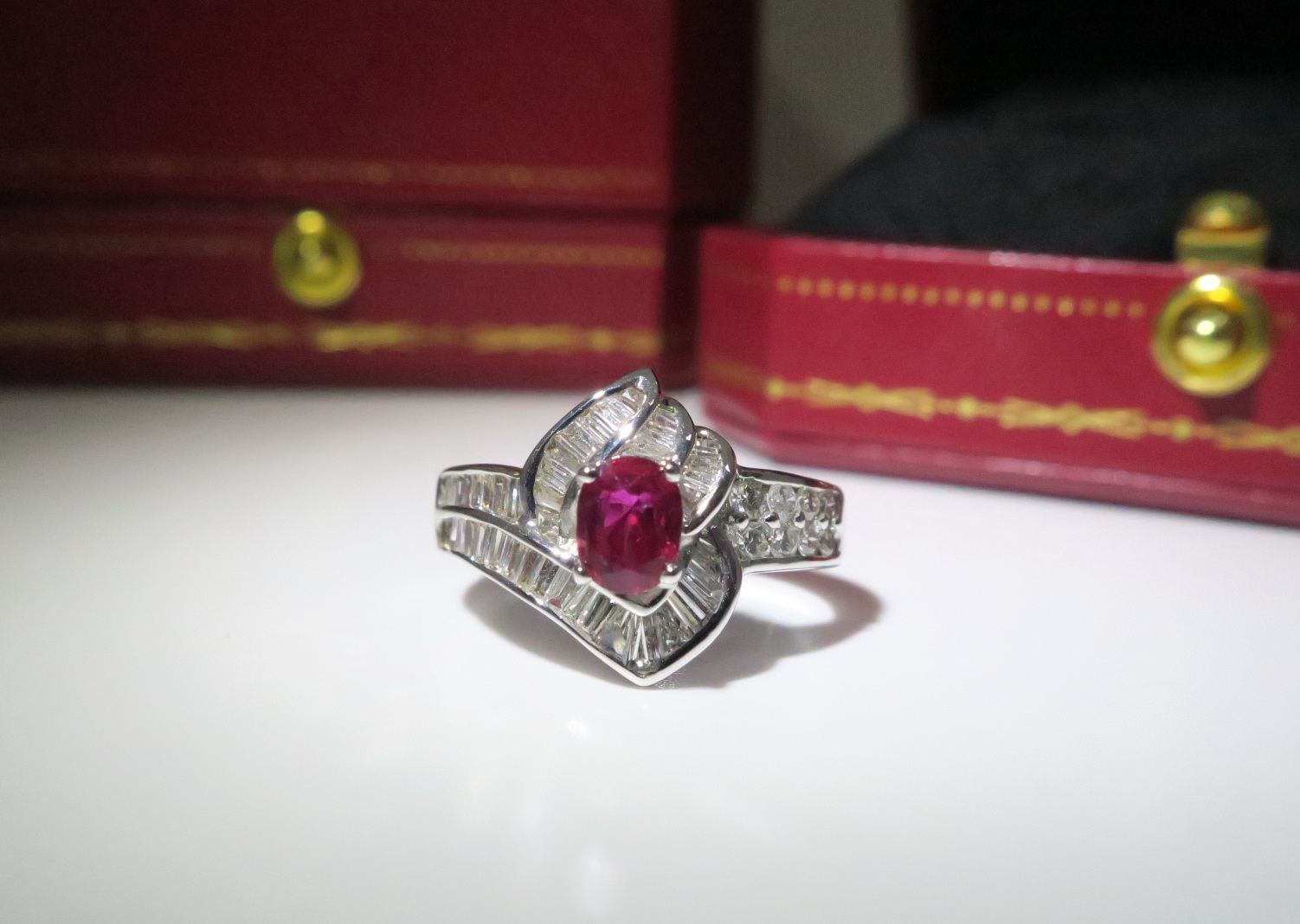 天然 紅寶石57分 鑲崁 鑽石 梯鑽 戒台/戒指 18K金 5