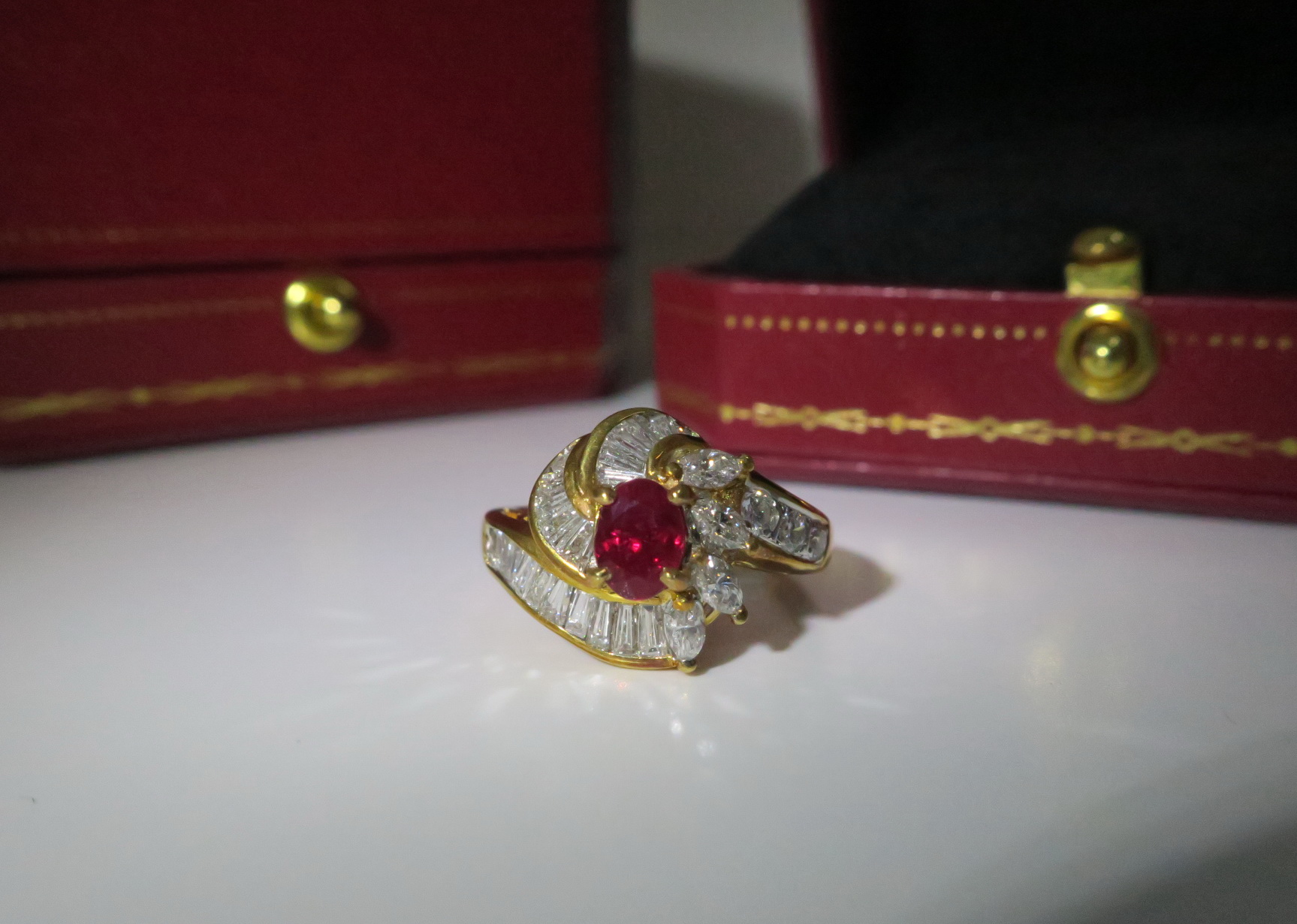 天然 紅寶石87分 鑲崁 鑽石/梯鑽/馬眼鑽 總重1.13克拉 戒台/戒指 18K金 5