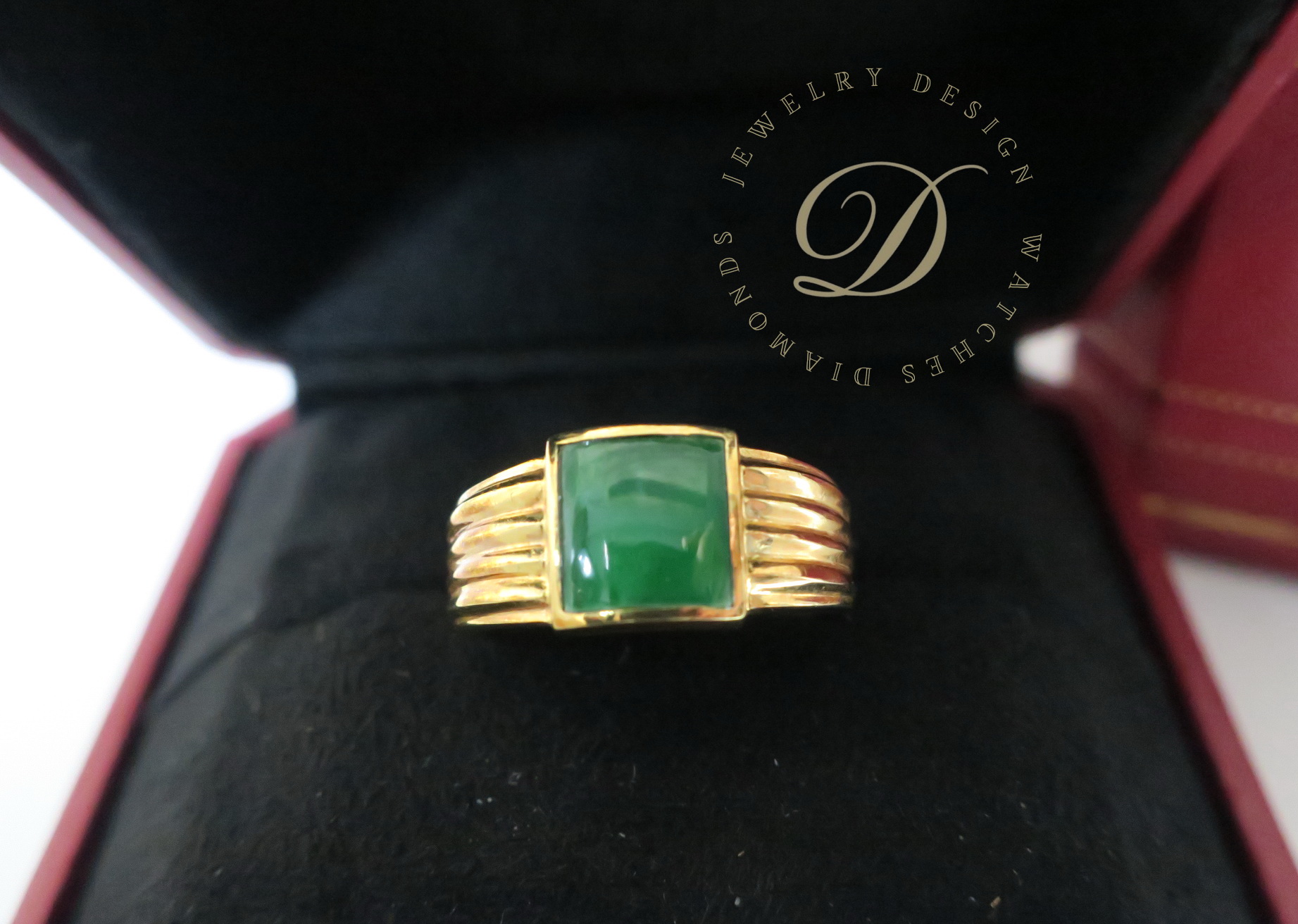 天然翡翠 B貨 戒指 18K金戒台 身上帶點綠顯落落大方