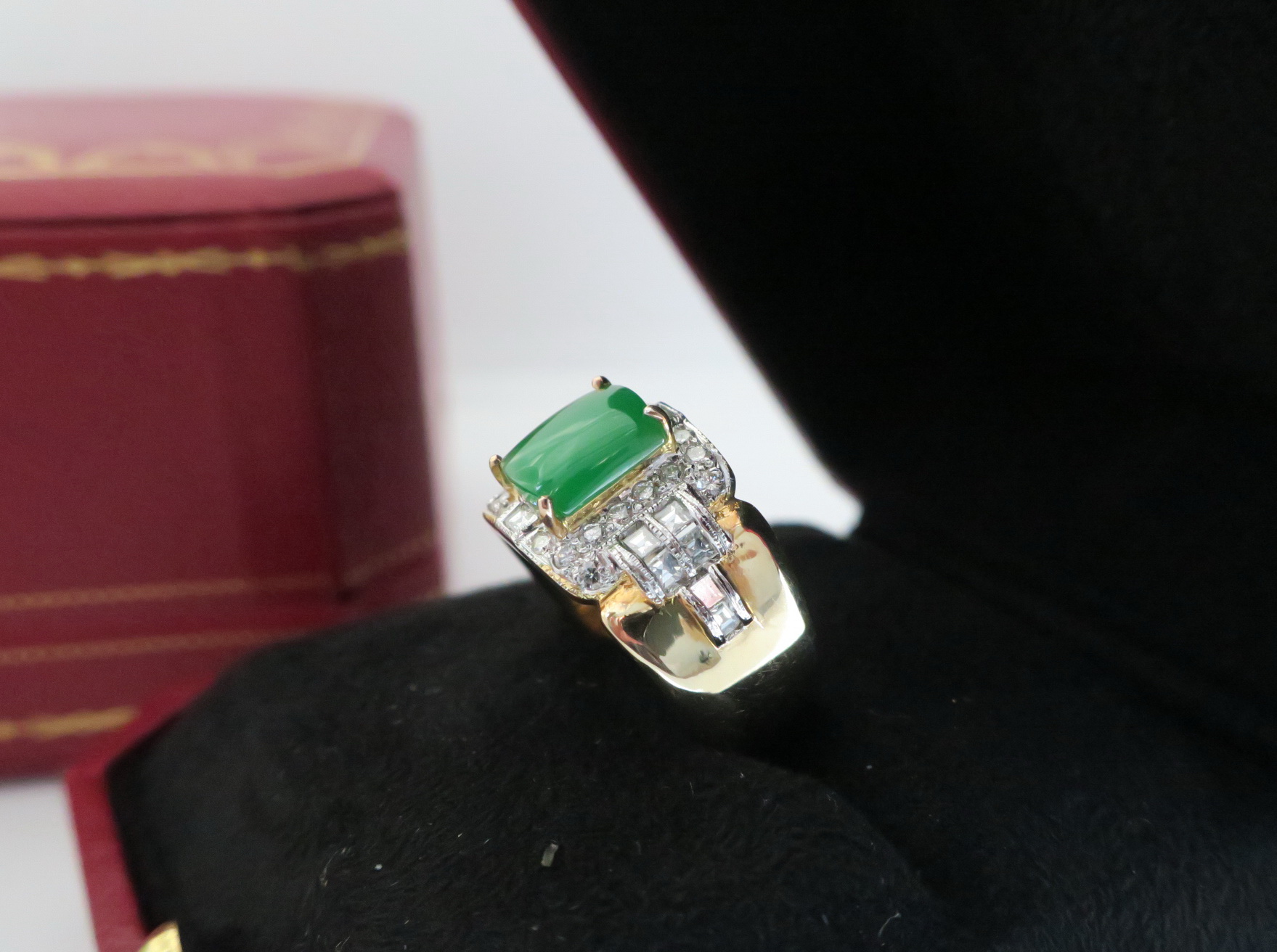 天然翡翠 B貨 戒指 18K金鑲真鑽戒台 身上帶點綠顯落落大方 3