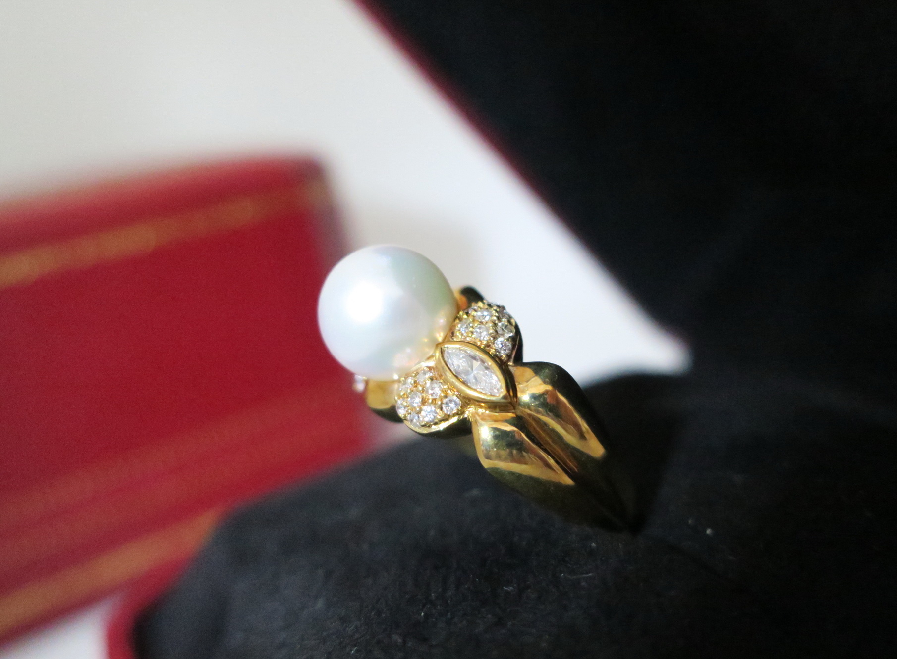 天然 白色珍珠 鑲鑽戒指 18K金戒台 高貴優雅 3