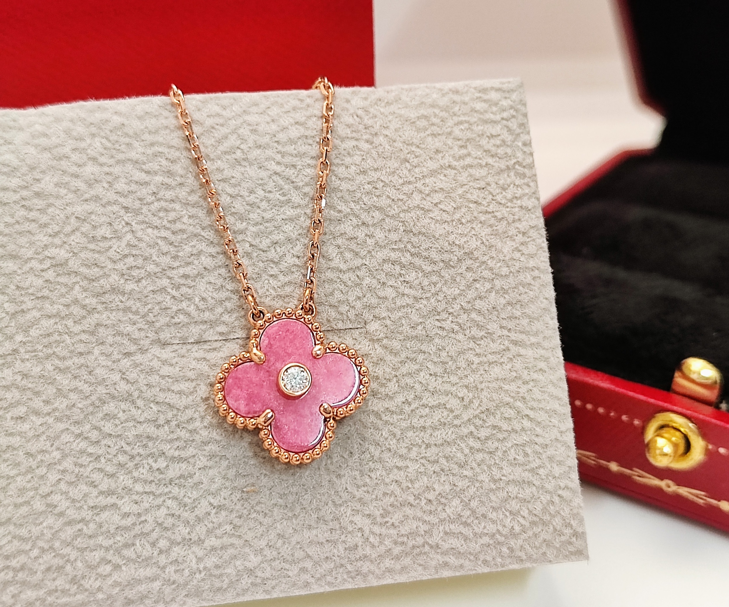 小資首選 幸運草 四葉草項鍊/吊墬 18K玫瑰金 粉紅輝石 鑲天然真鑽