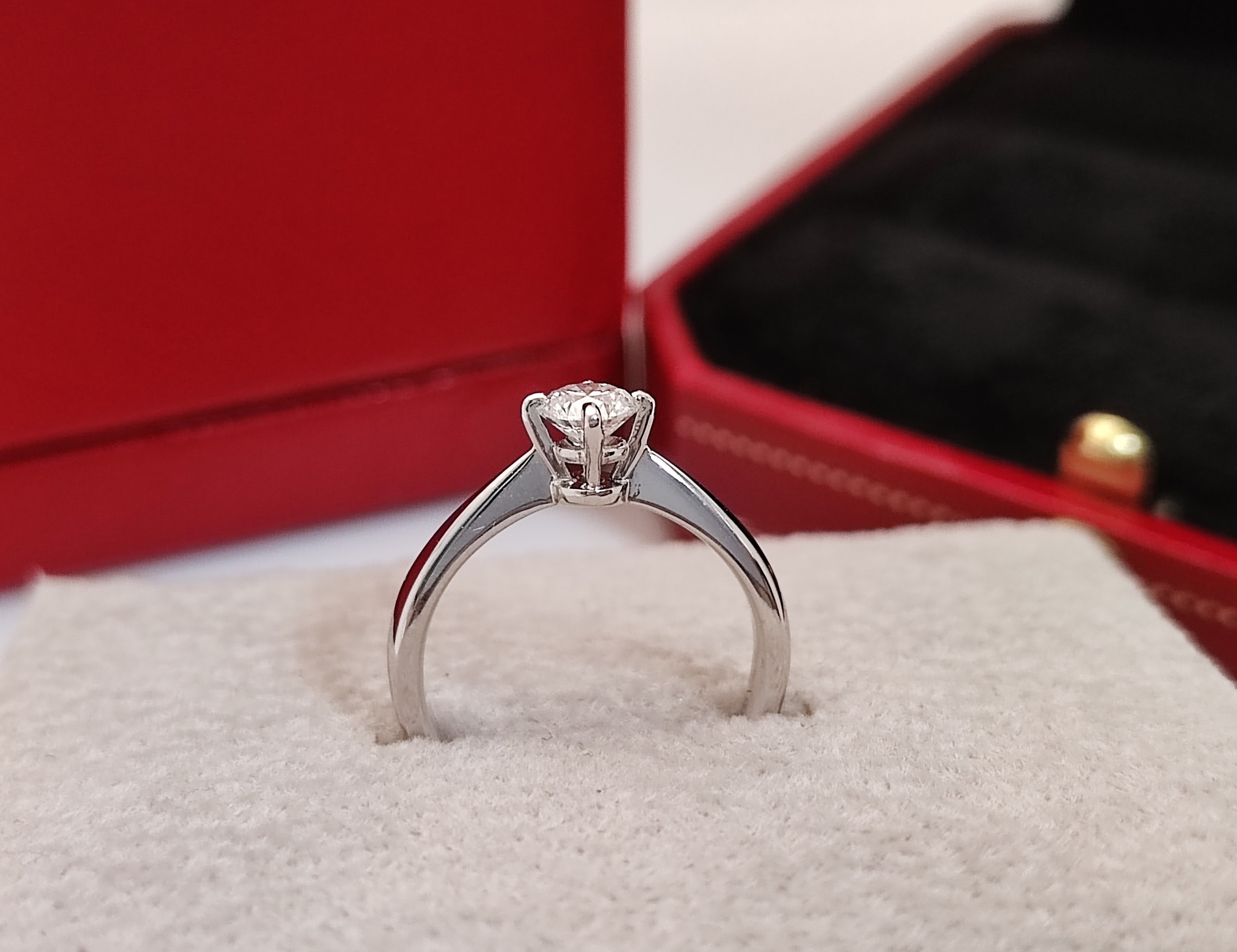 天然 鑽石戒指 四爪造型鑲崁 GIA國際證書 主鑽36分 簡潔大方 3