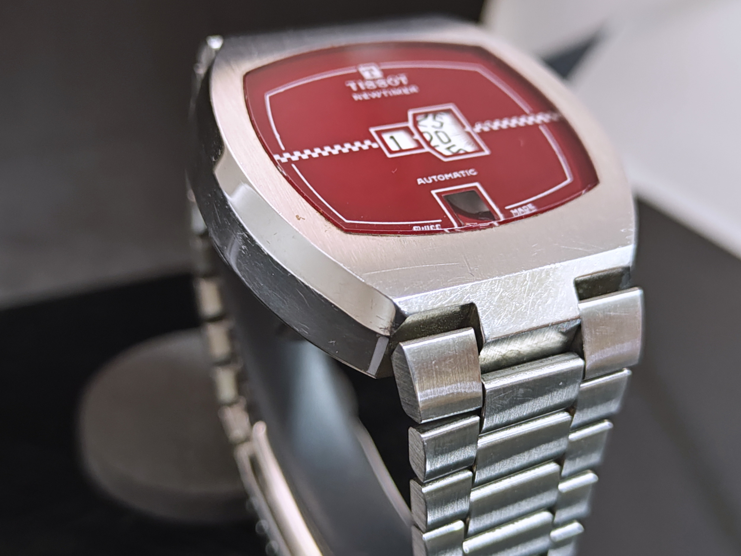 天梭 TISSOT 絕版 NewTimer 特殊面盤 錶徑40mm 自動上鍊 跳時 轉盤 稀有釋出 2