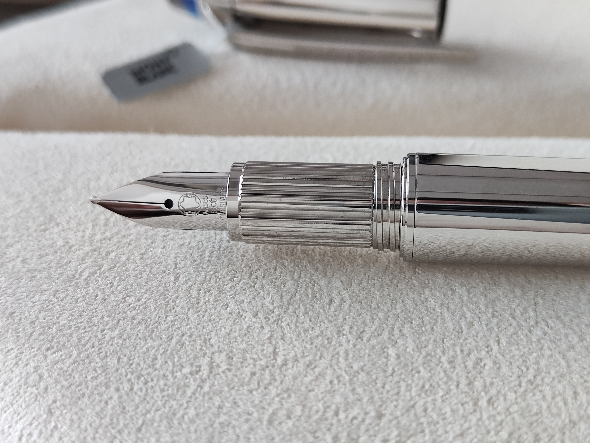 萬寶龍 Montblanc 全新 星際行者 鍍鉑金 金屬鋼筆 漂浮六角星標誌~原廠盒單 5