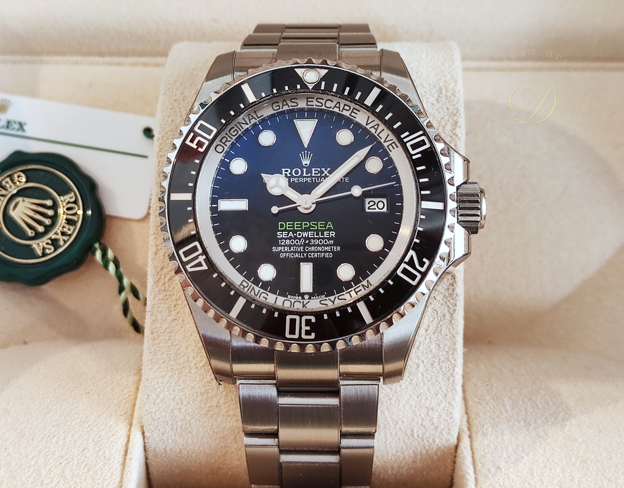 勞力士 最新 漸藍 水鬼王 136660DB 大錶徑44mm 自動上鍊 黑水鬼 136660~原廠盒單 2024近新