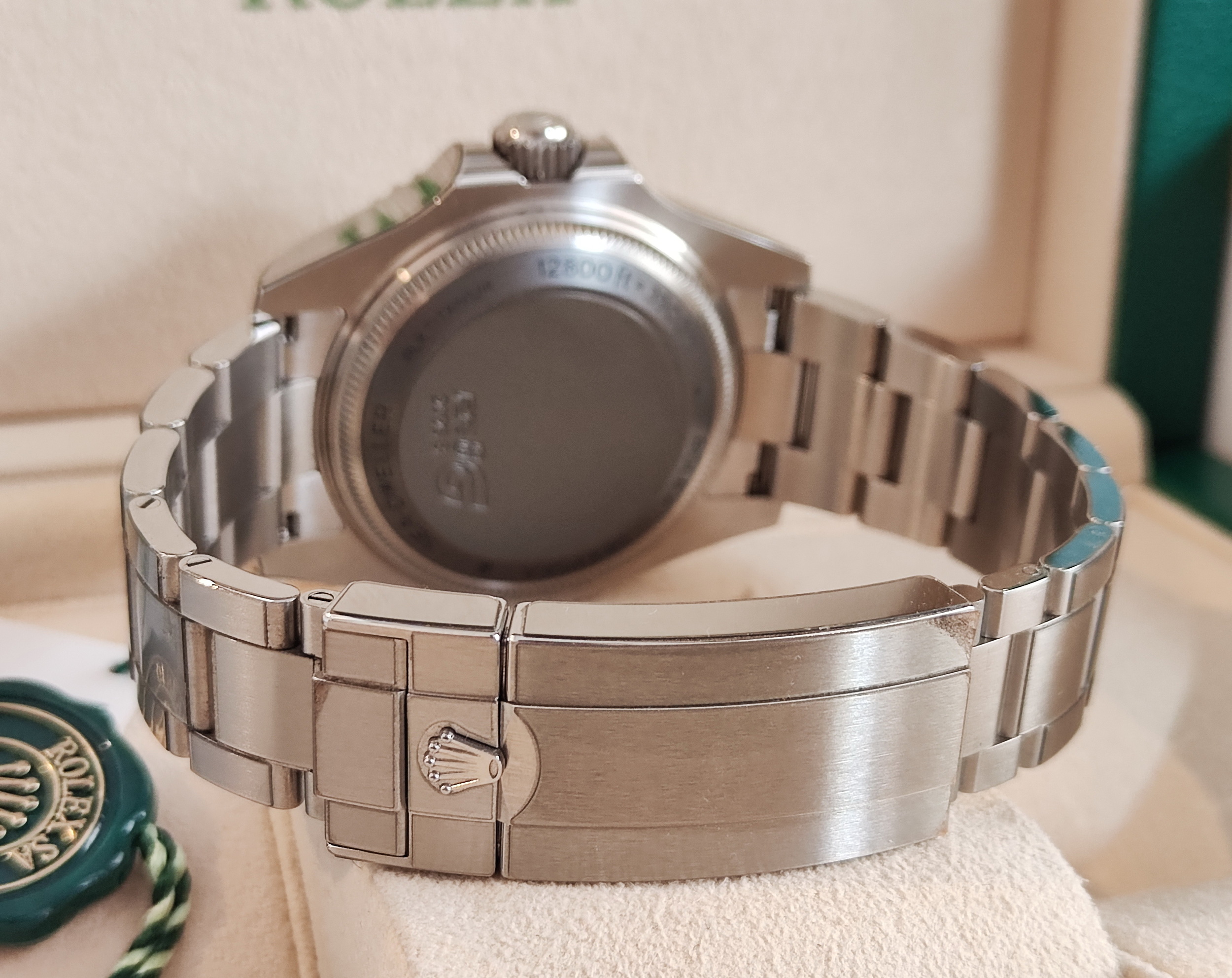 勞力士 最新 漸藍 水鬼王 136660DB 大錶徑44mm 自動上鍊 黑水鬼 136660~原廠盒單 2024近新 8