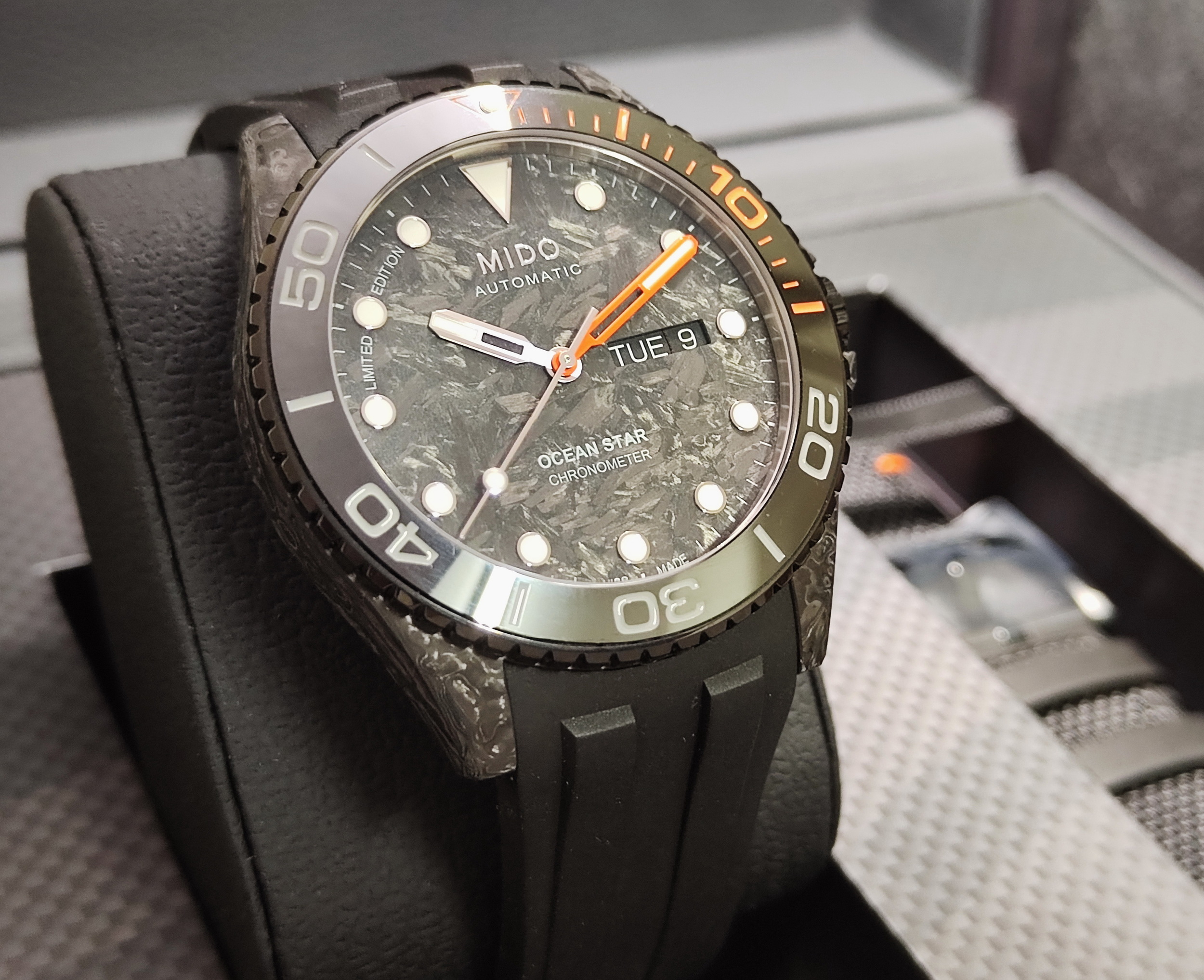 美度 MIDO 近新 海洋之星 限量 碳纖維 大錶徑42.5mm 自動上鍊 陶瓷圈~原廠盒單 2024AD 3