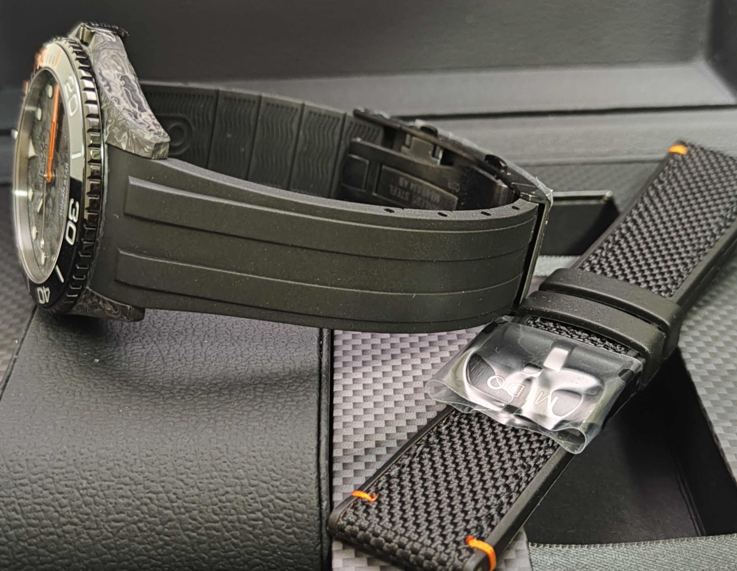 美度 MIDO 近新 海洋之星 限量 碳纖維 大錶徑42.5mm 自動上鍊 陶瓷圈~原廠盒單 2024AD 7