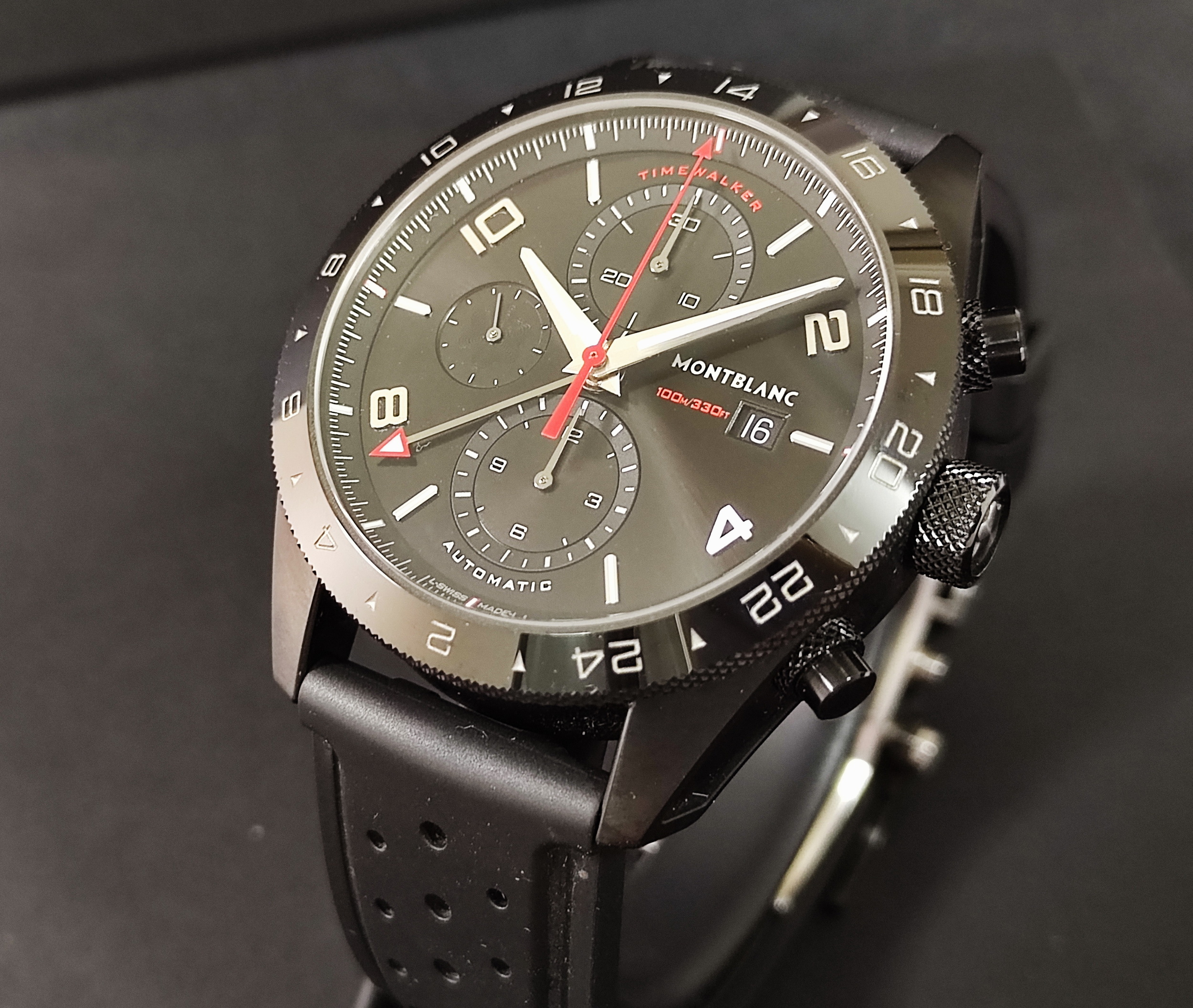 萬寶龍 TimeWalker 時光行者 黑色錶殼 大錶徑43mm 自動上鍊 兩地時間 計時功能~原廠盒單 UTC 2