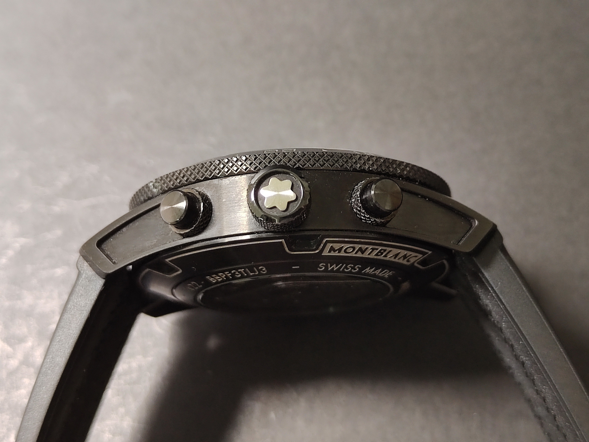 萬寶龍 TimeWalker 時光行者 黑色錶殼 大錶徑43mm 自動上鍊 兩地時間 計時功能~原廠盒單 UTC 4