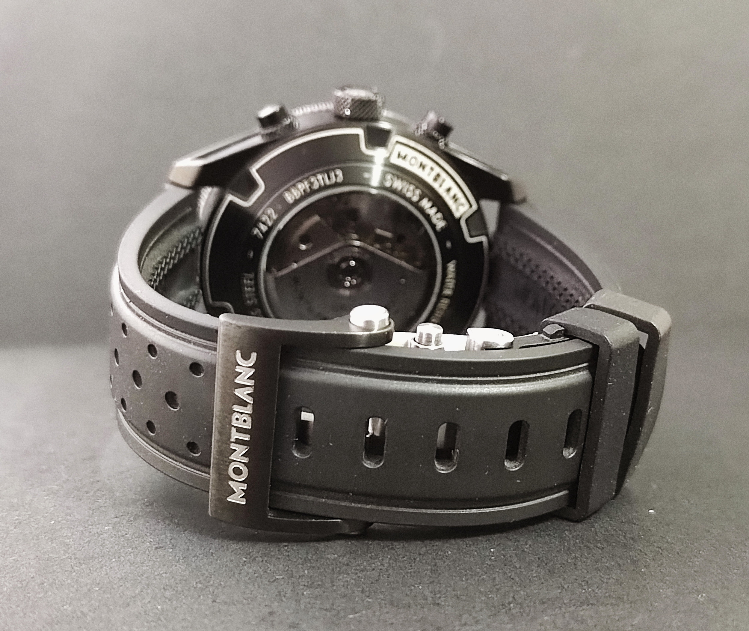 萬寶龍 TimeWalker 時光行者 黑色錶殼 大錶徑43mm 自動上鍊 兩地時間 計時功能~原廠盒單 UTC 8