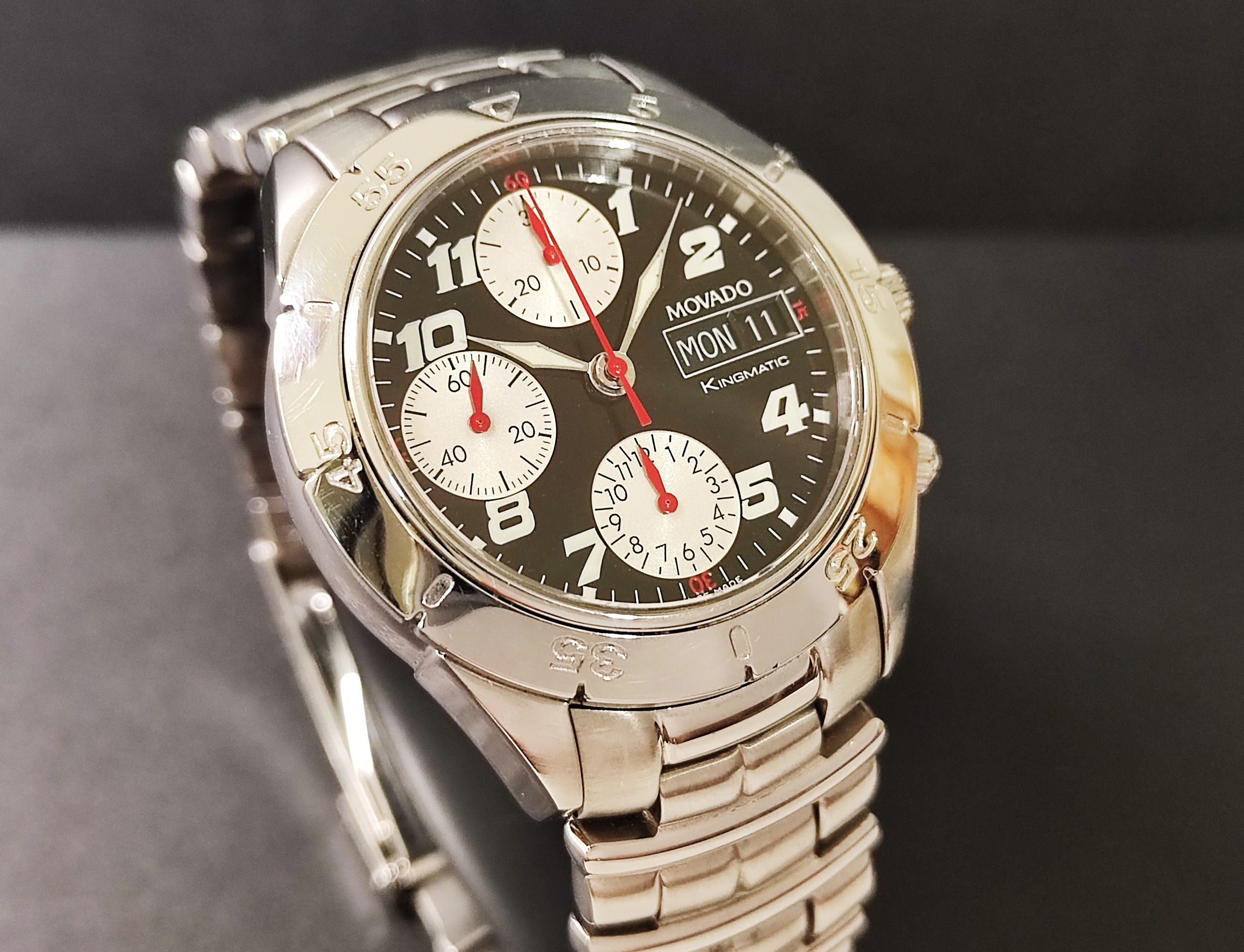 摩凡陀 MOVADO 熊貓面盤 小年曆 錶徑39mm 自動上鍊  計時功能 7750機芯 3