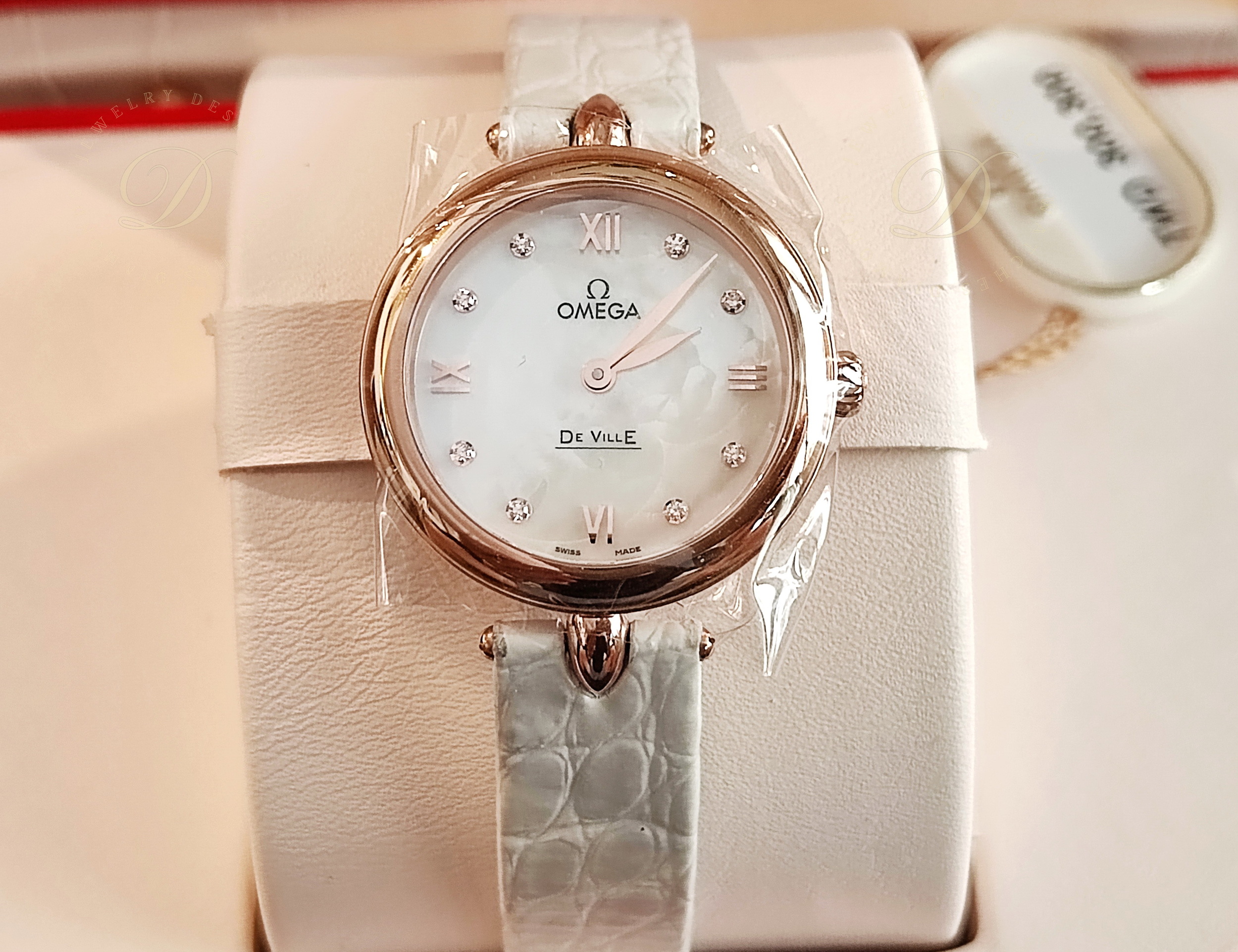 OMEGA 碟飛系列 全新 18K玫瑰金 白色珍珠母貝面盤 錶徑27.4mm 自動上鍊~原廠盒單 國內AD 2