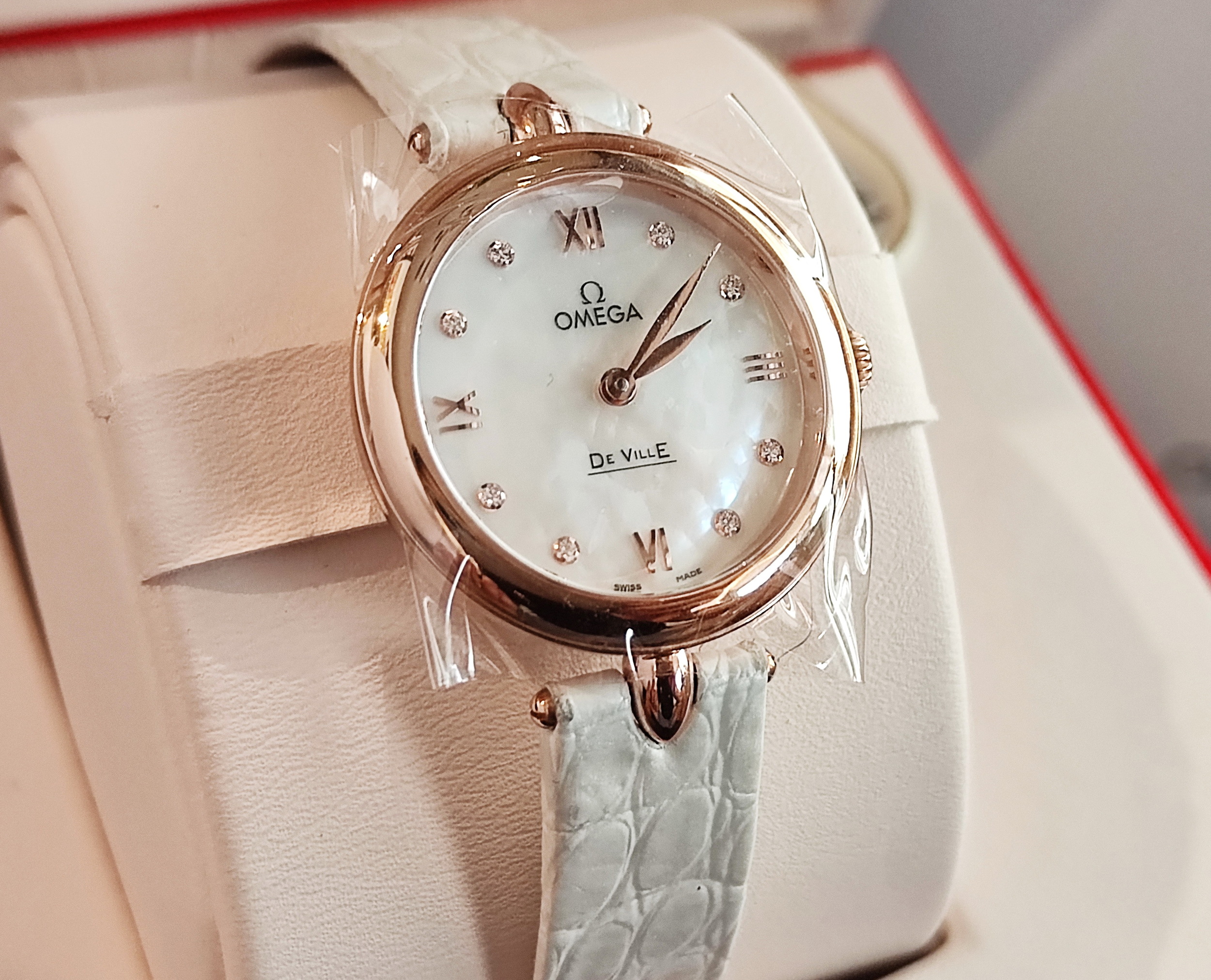 OMEGA 碟飛系列 全新 18K玫瑰金 白色珍珠母貝面盤 錶徑27.4mm 自動上鍊~原廠盒單 國內AD 3