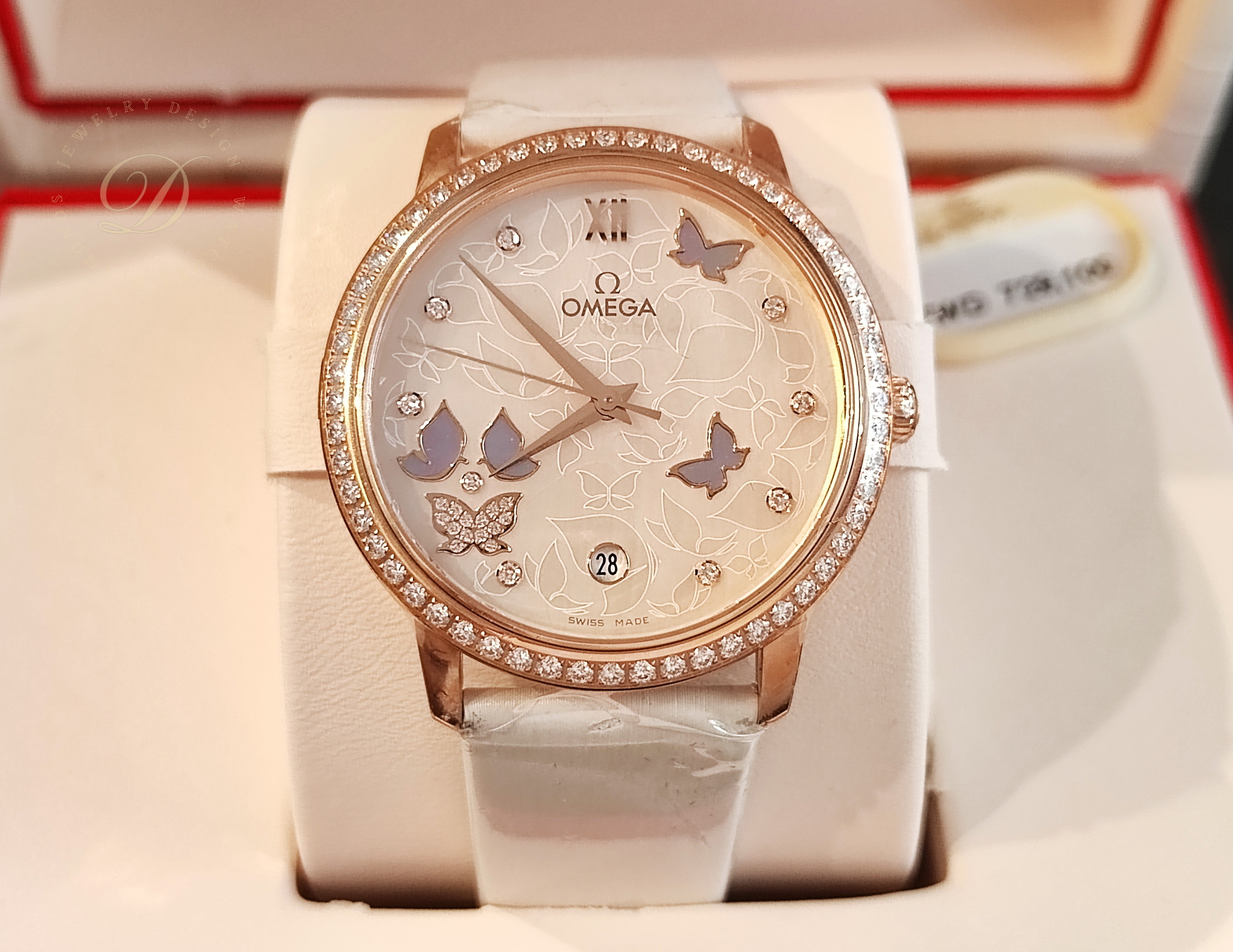 OMEGA 碟飛系列 全新 Butterfly蝴蝶面盤 玫瑰金 原鑲鑽圈 錶徑37mm 自動上鍊~國內AD