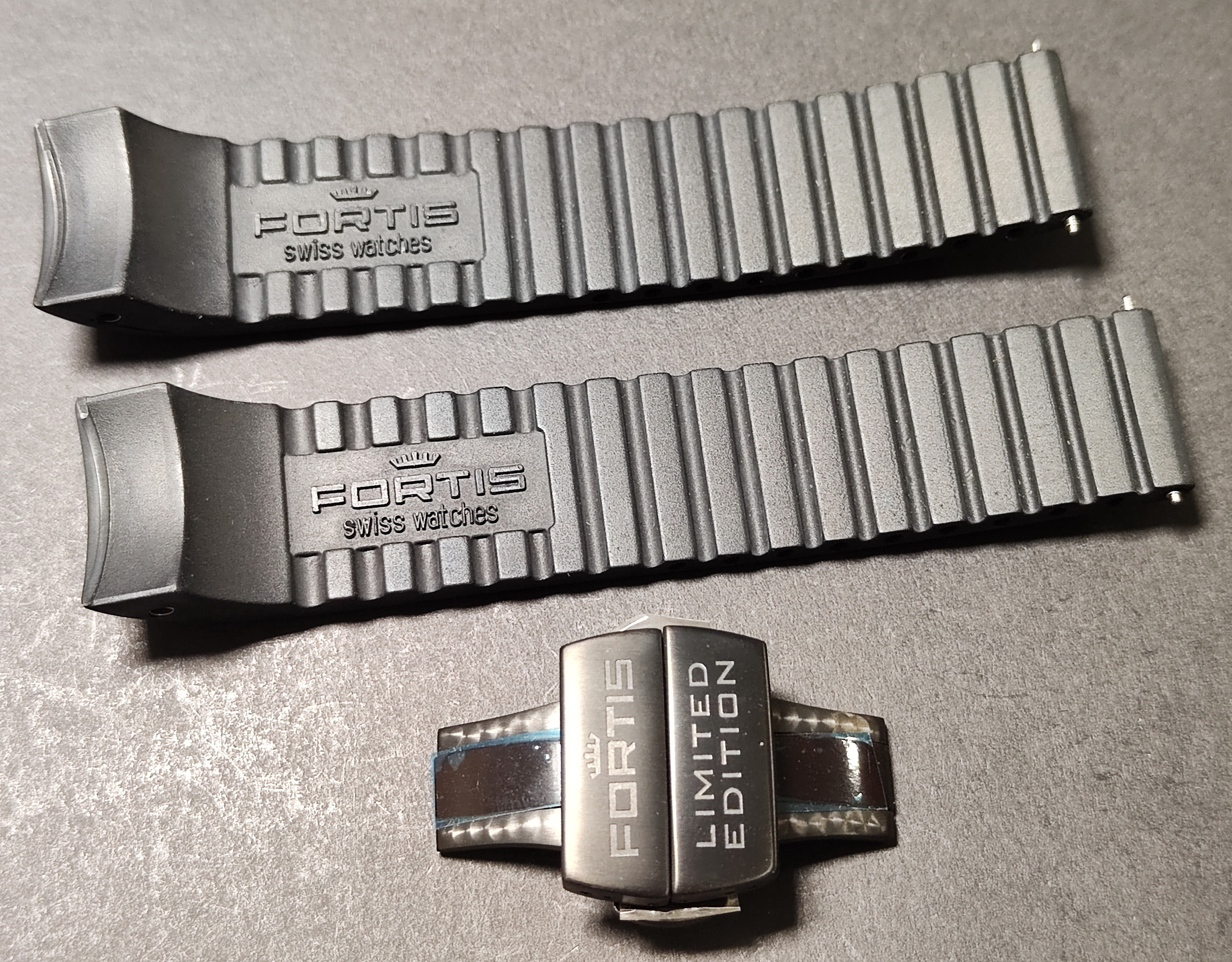 FORTIS 富利斯 2π 特殊限量面盤 黑色PVD錶殼 大錶徑42mm 自動上鍊~原廠盒單 8