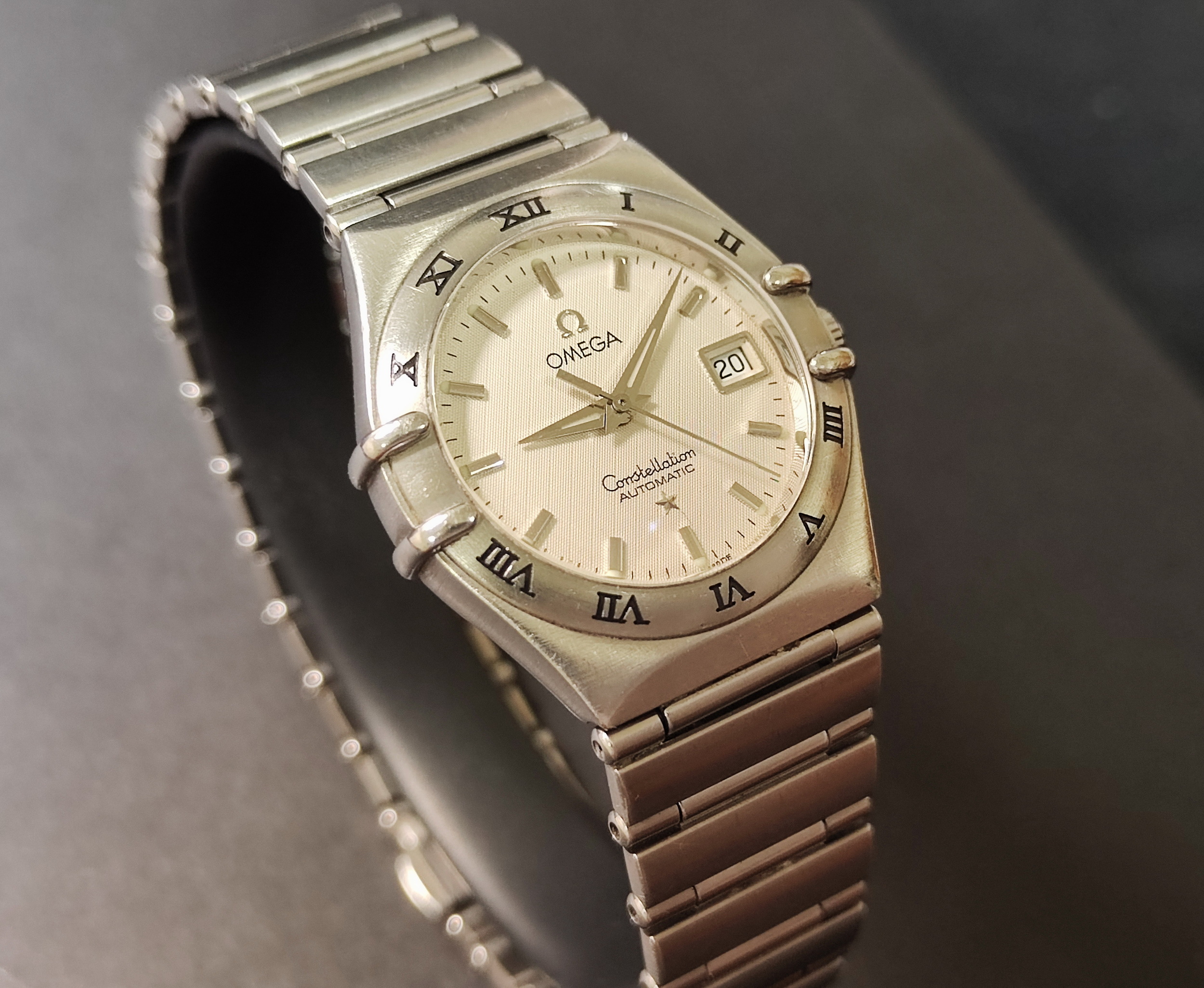 OMEGA 星座系列 女用 經典錶款 自動上鍊 錶徑27.5mm 白色面盤 機械錶~原廠保卡 3