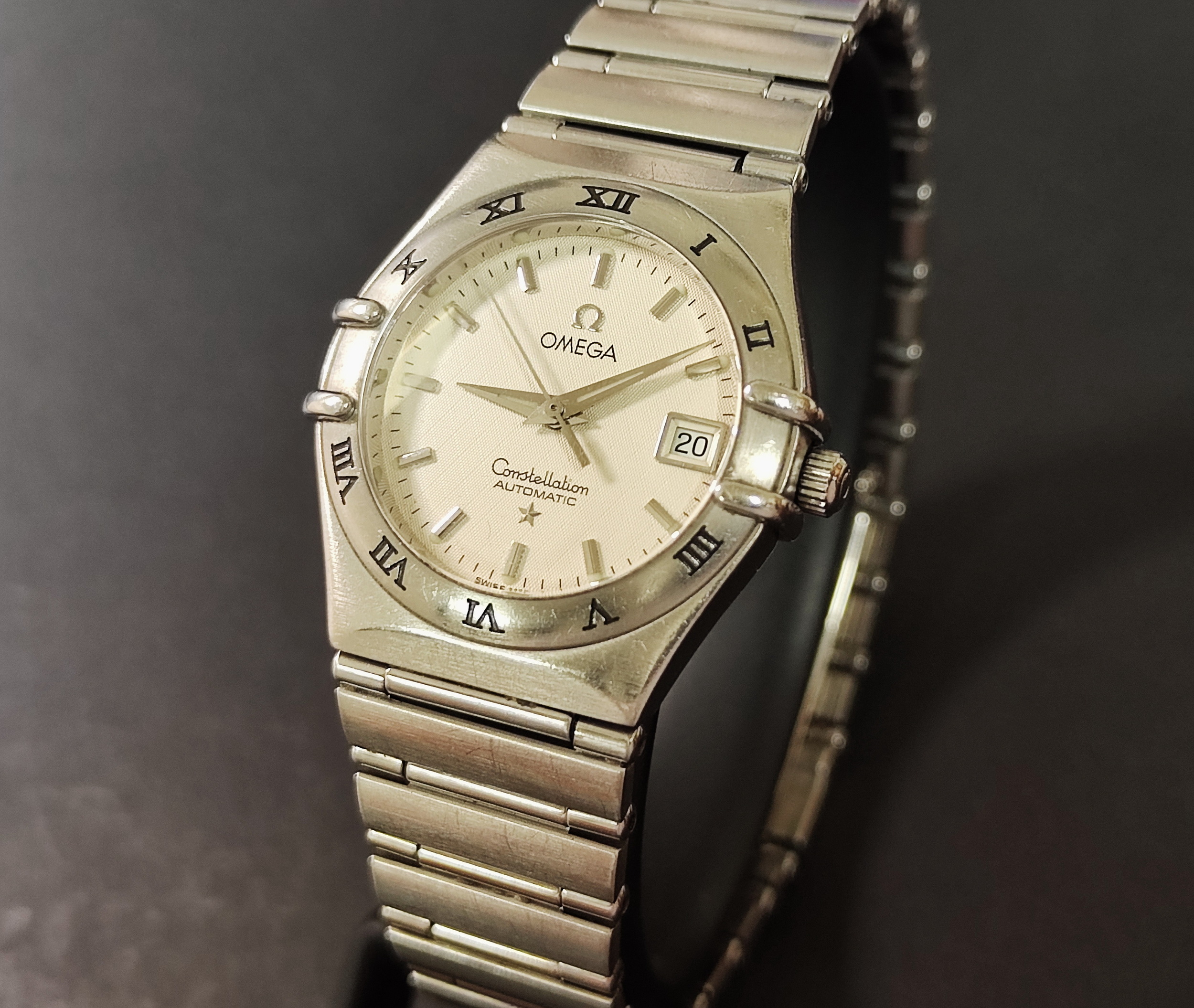 OMEGA 星座系列 女用 經典錶款 自動上鍊 錶徑27.5mm 白色面盤 機械錶~原廠保卡 2