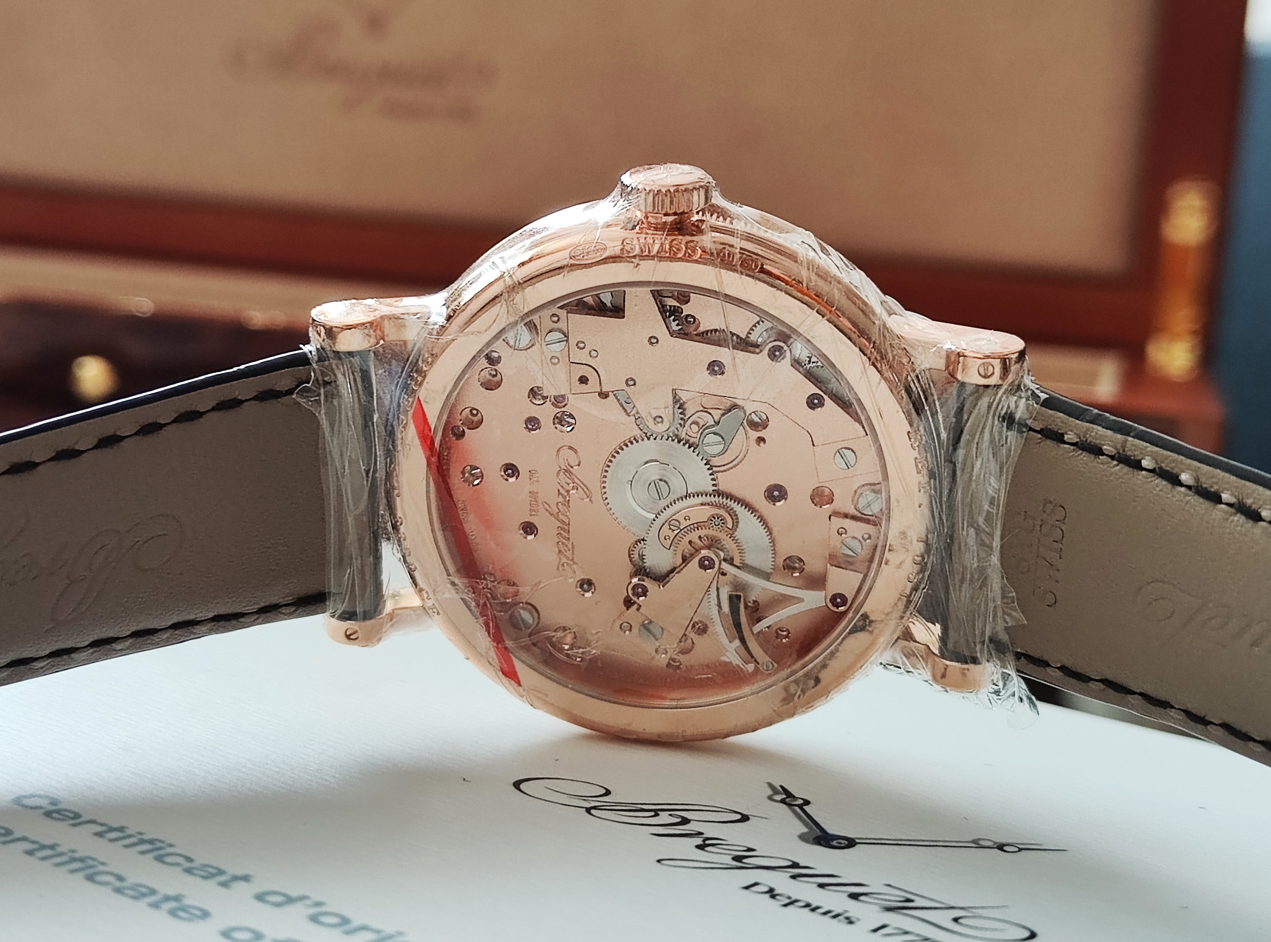 BREGUET 寶璣 Tradition 全新 7057 玫瑰金 錶徑40mm 手動上鍊 機刻雕花面盤~原廠盒單 2024 2