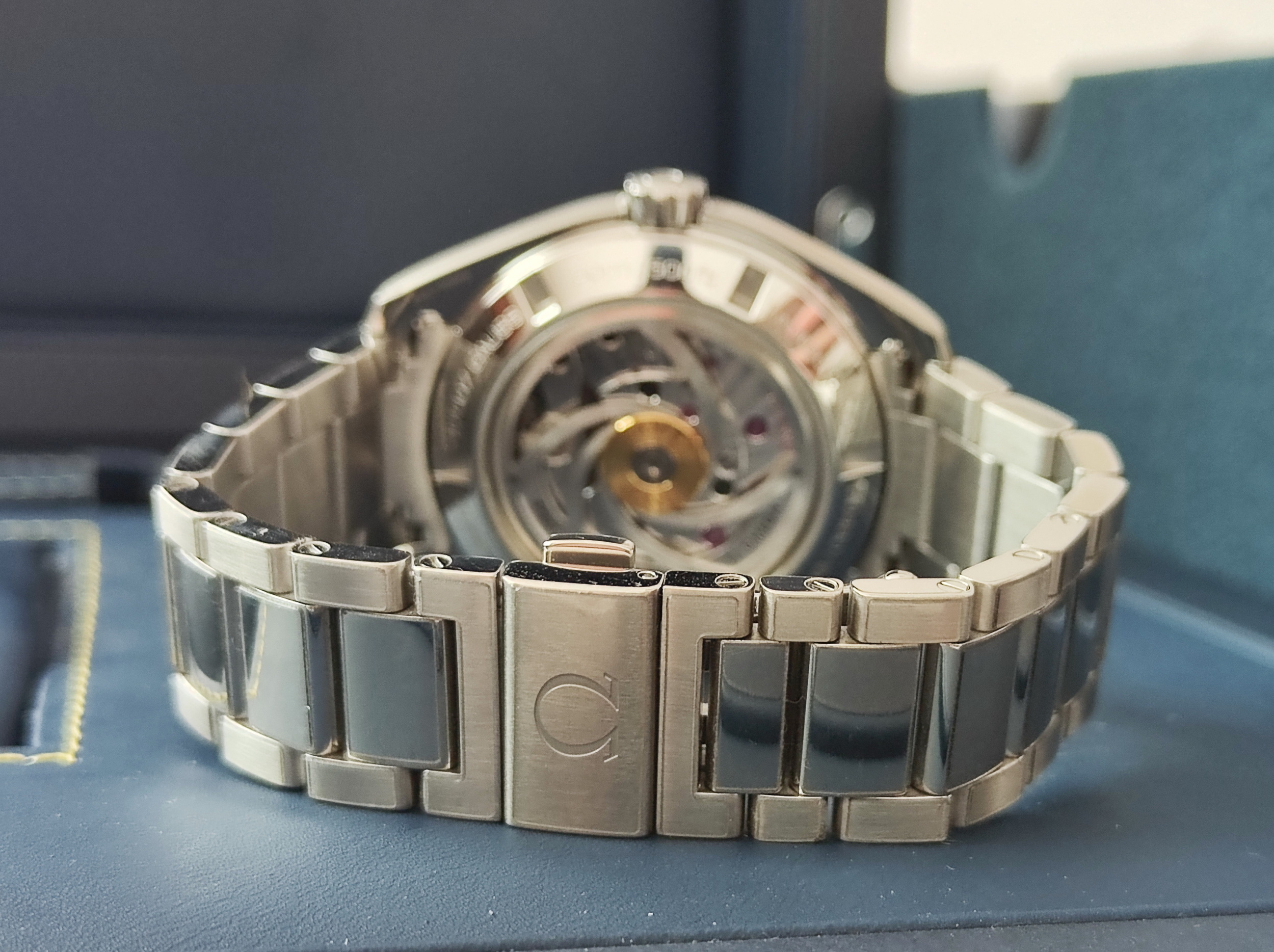 OMEGA 海馬 Aqua Terra 詹姆斯龐德 007限量款 大錶徑41.5mm 原廠鋼帶+原廠編織帶 抗磁錶殼~原廠盒單 龐德徽章 9