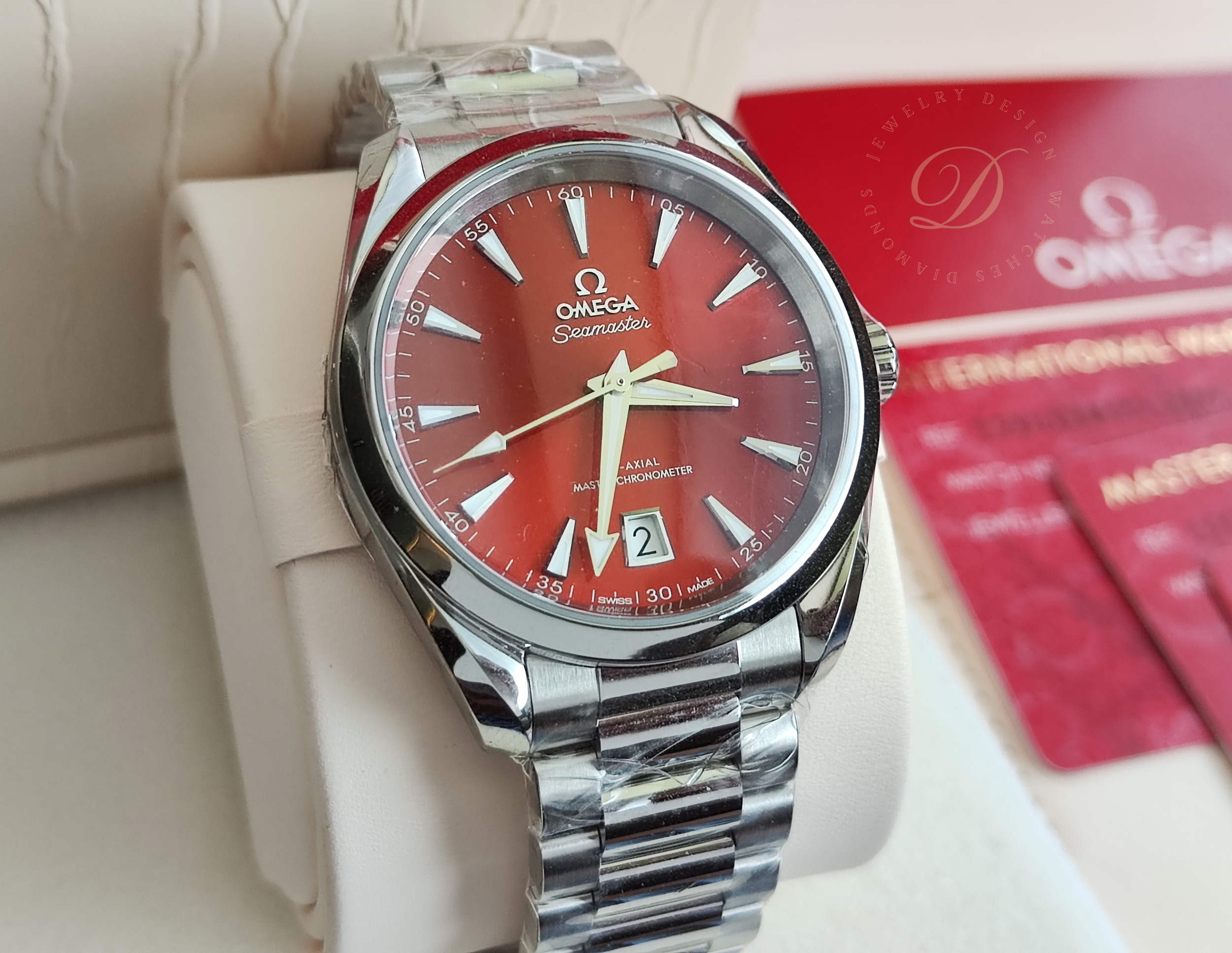 OMEGA 全新 海馬 SHADES系列 紅色面盤 錶徑38mm 自動上鍊~原廠盒單 國內AD