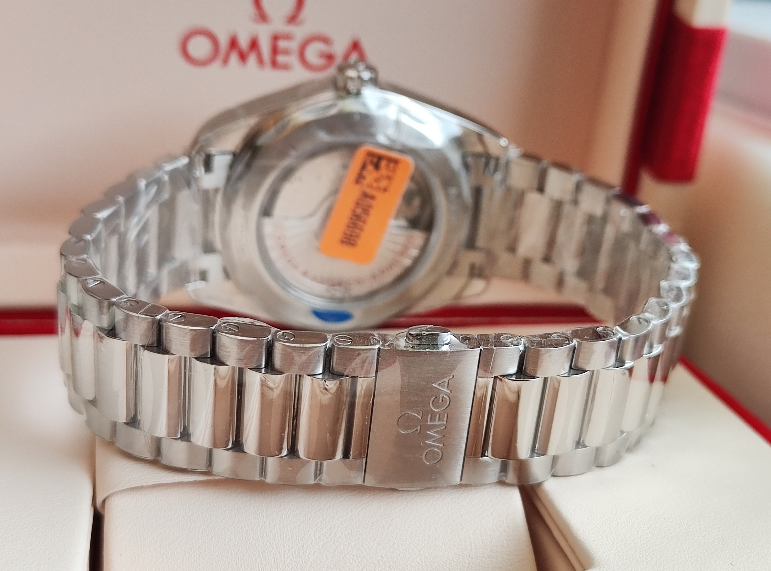 OMEGA 全新 海馬 SHADES系列 紅色面盤 錶徑38mm 自動上鍊~原廠盒單 國內AD 6