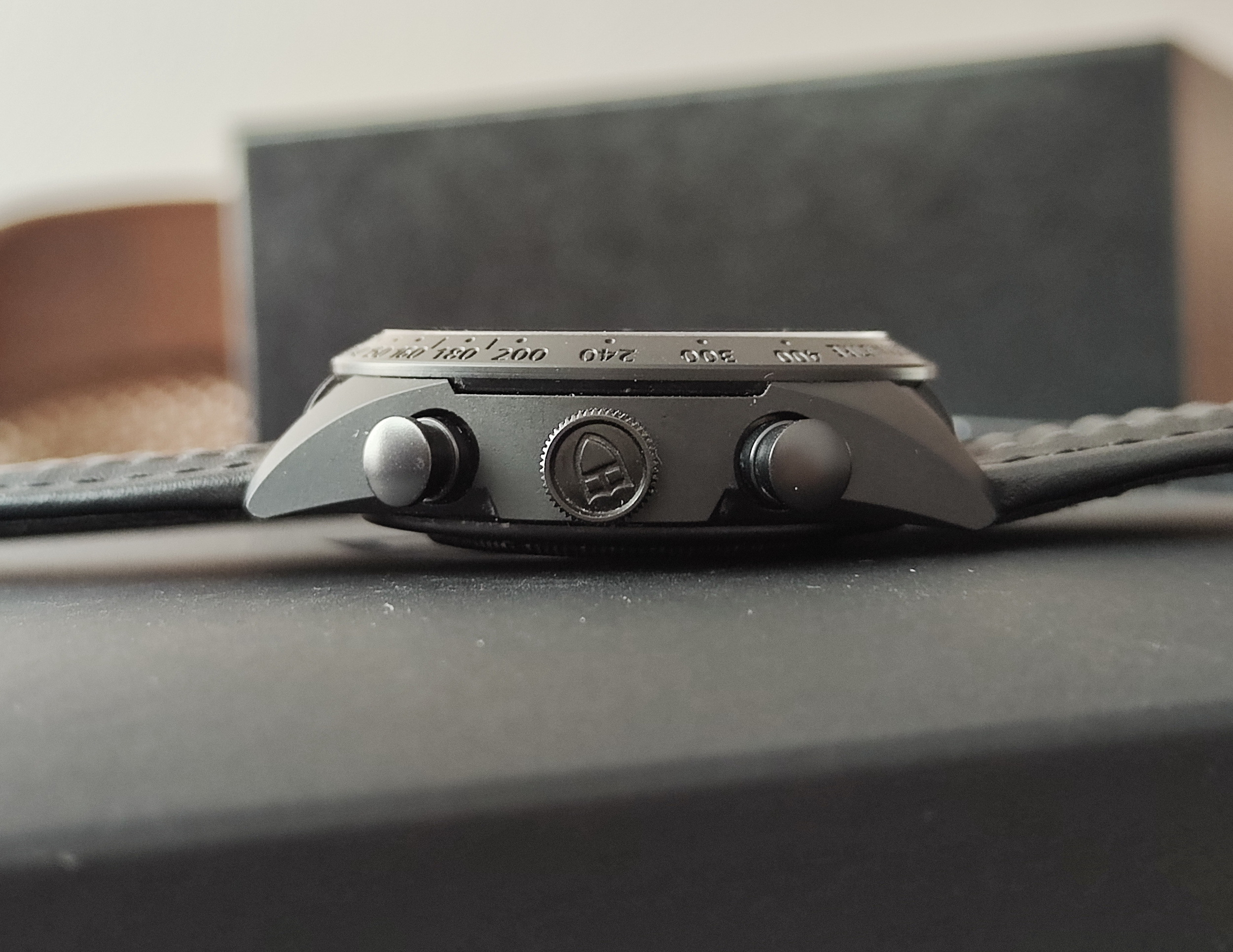 TUDOR 帝舵 Fastrider 黑陶瓷 42000 大錶徑42mm 自動上鍊 計時功能~原廠盒單 4