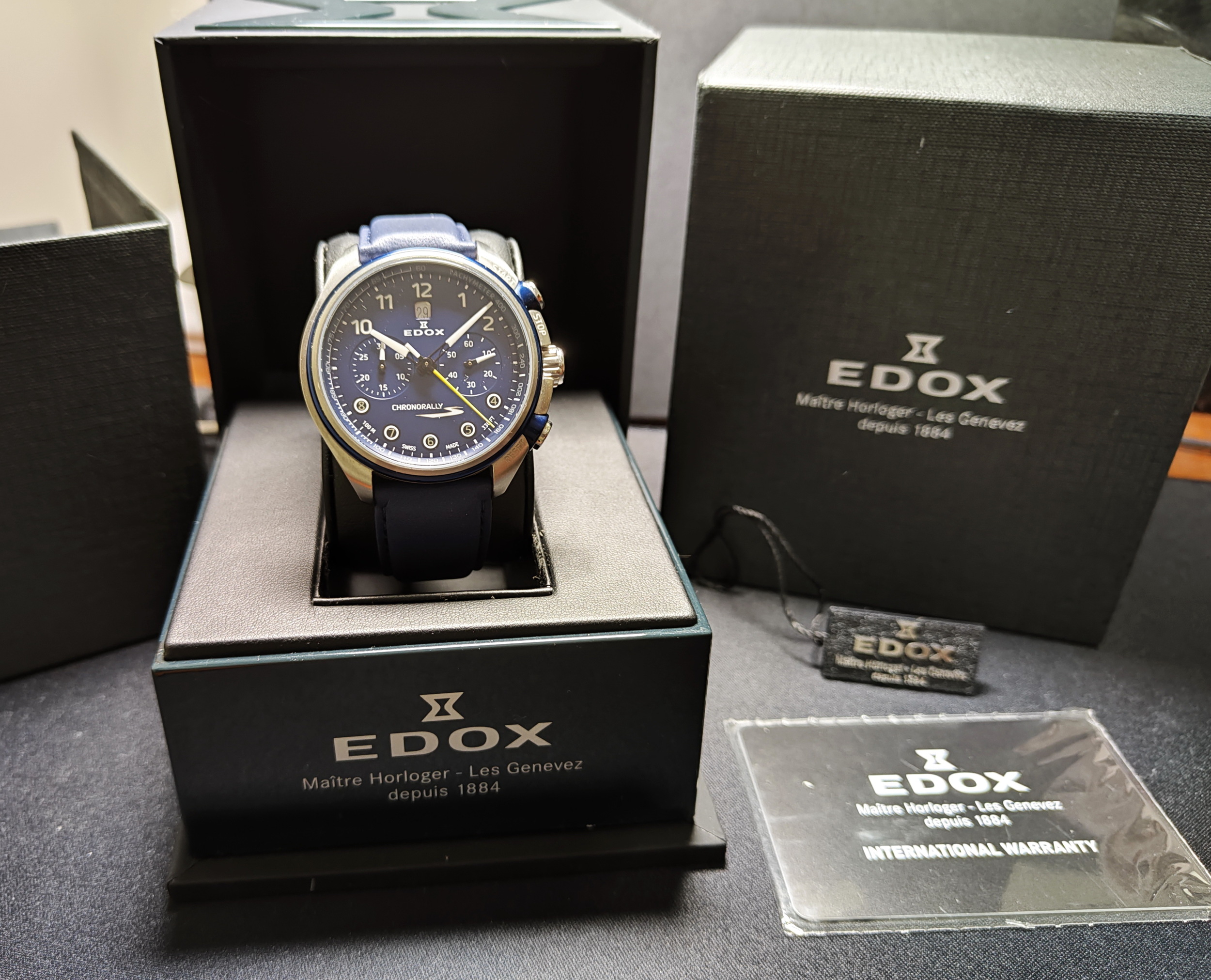 EDOX 伊度錶 藍色面盤 大錶徑43mm 自動上鍊 計時功能~原廠盒單 8