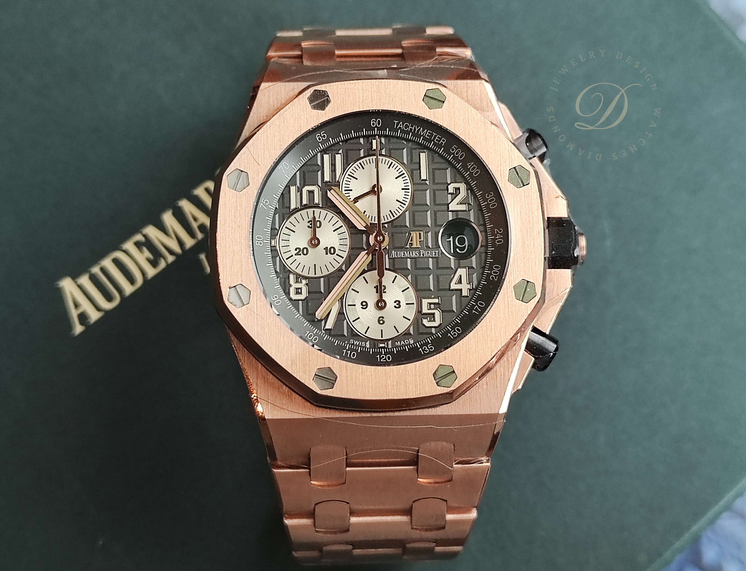 愛彼 AP 皇家橡樹 26470OR 玫瑰金 大錶徑42mm 灰黑色格紋面盤 自動上鍊 透明底蓋 離岸型~原廠盒單