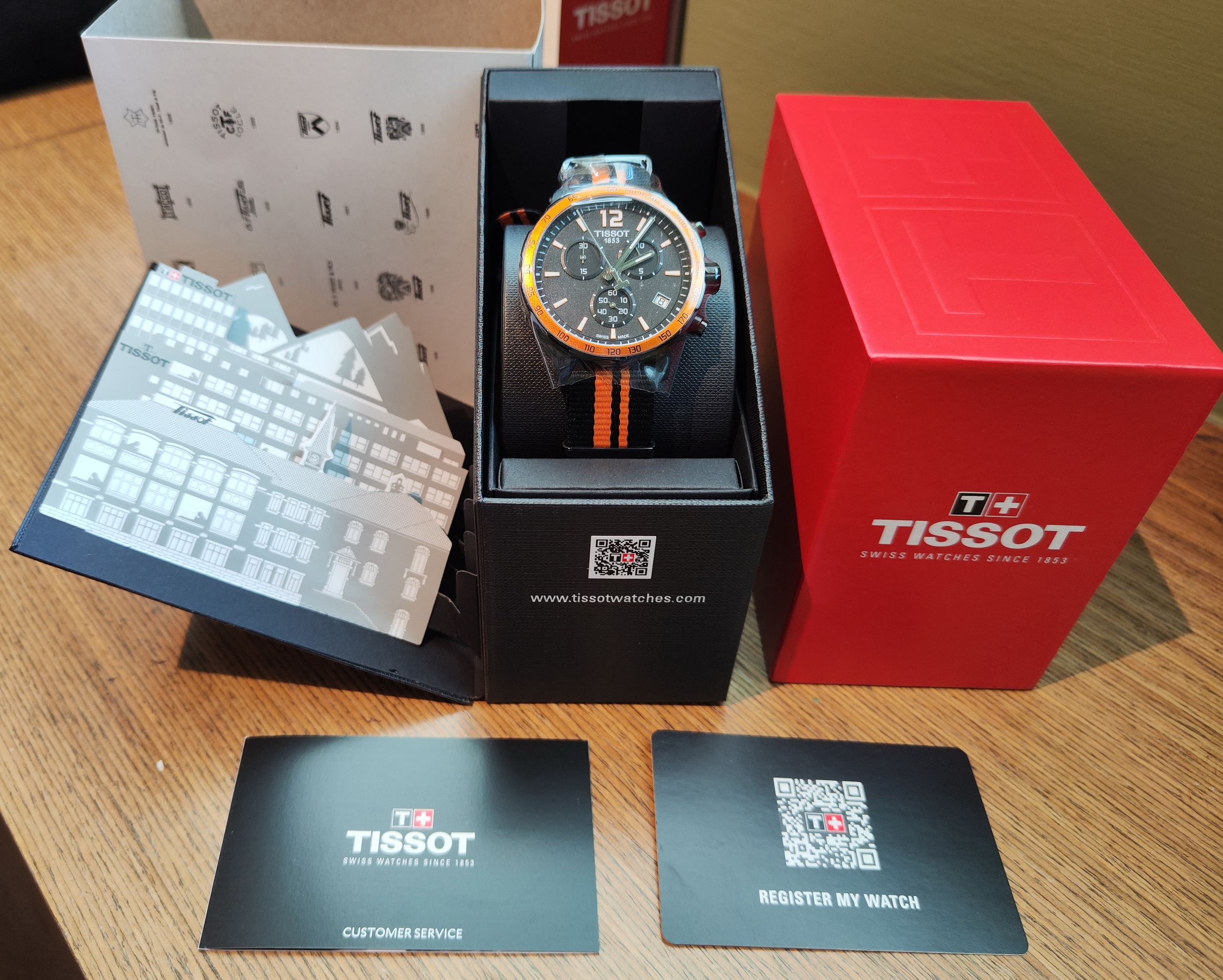 天梭 TISSOT 全新 T-SPORT 大錶徑42mm 橘色錶圈 石英機芯~原廠盒單 未使用品 8