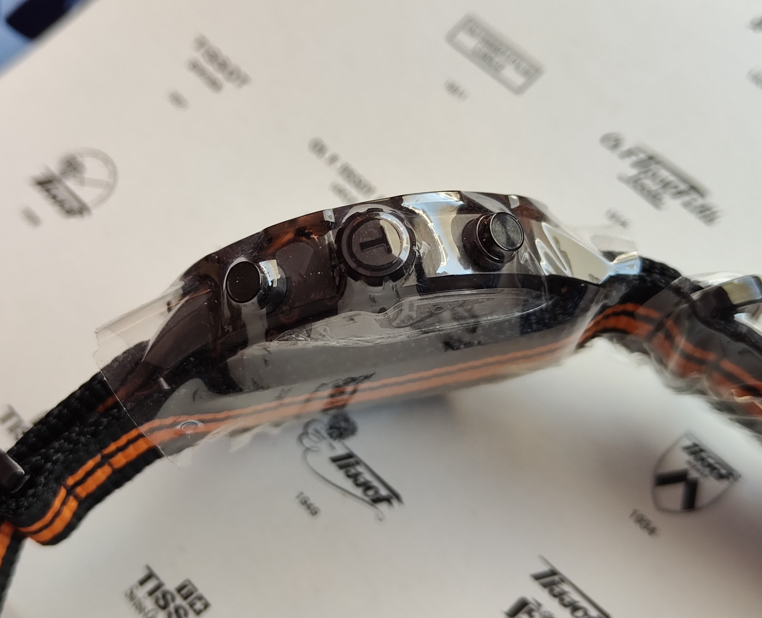 天梭 TISSOT 全新 T-SPORT 大錶徑42mm 橘色錶圈 石英機芯~原廠盒單 未使用品 4