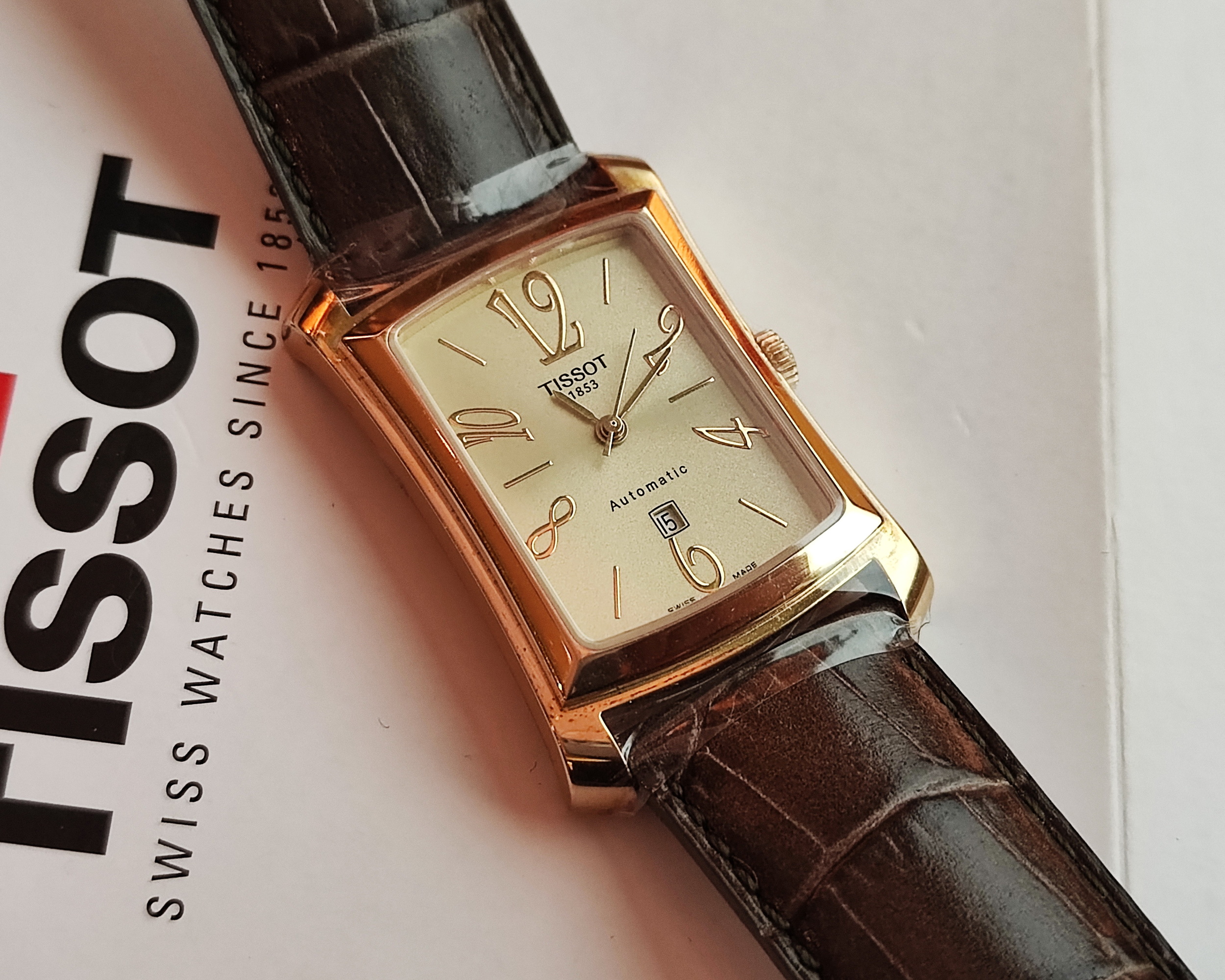 天梭 TISSOT 全新 18K黃金 自動上鍊 機械錶 大型錶徑~原廠盒單 未使用品 3