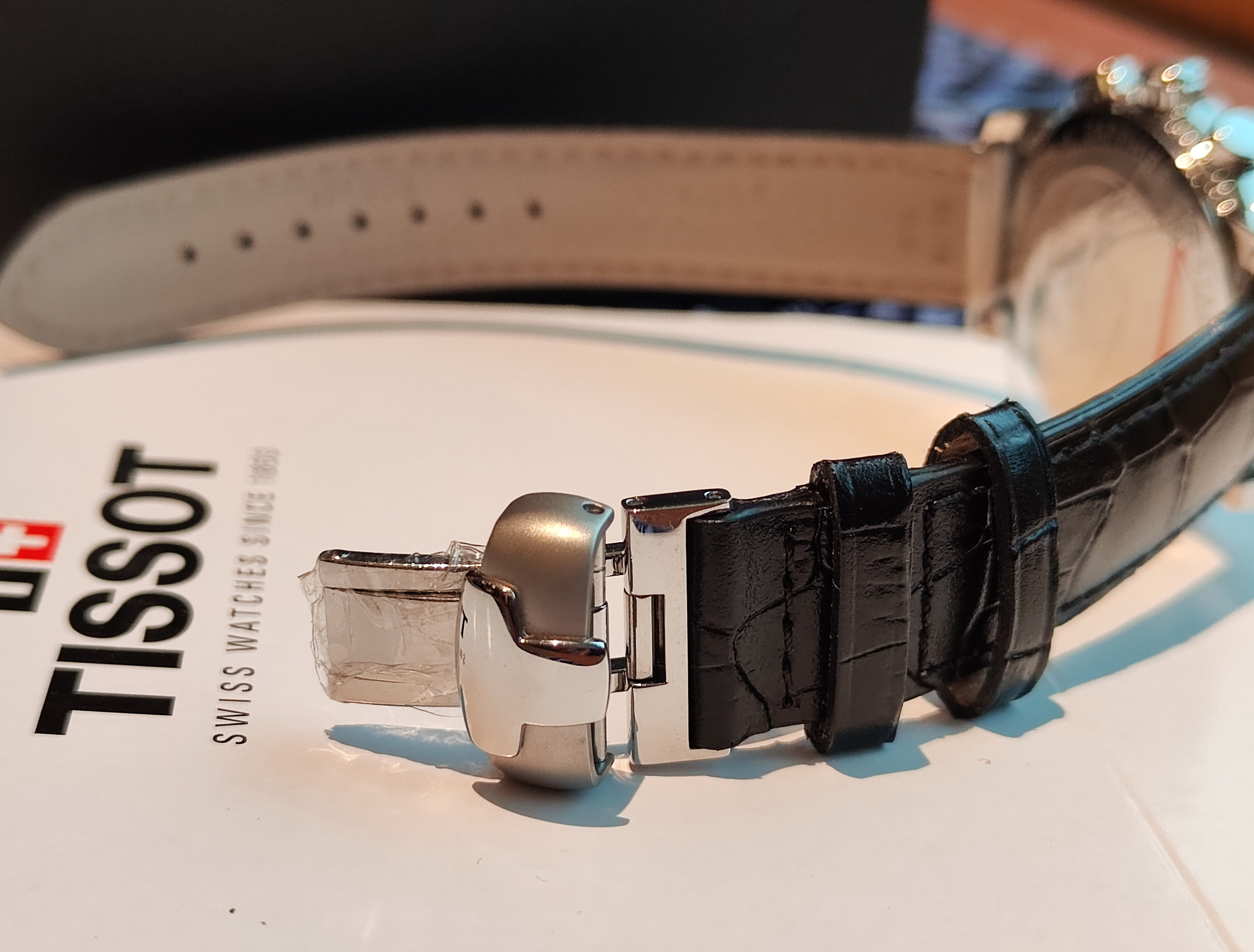 天梭 TISSOT 全新 Lady 女仕 原鑲鑽圈 珍珠母貝面盤 錶徑35mm 原裝石英機芯~原廠盒單 未使用品 6