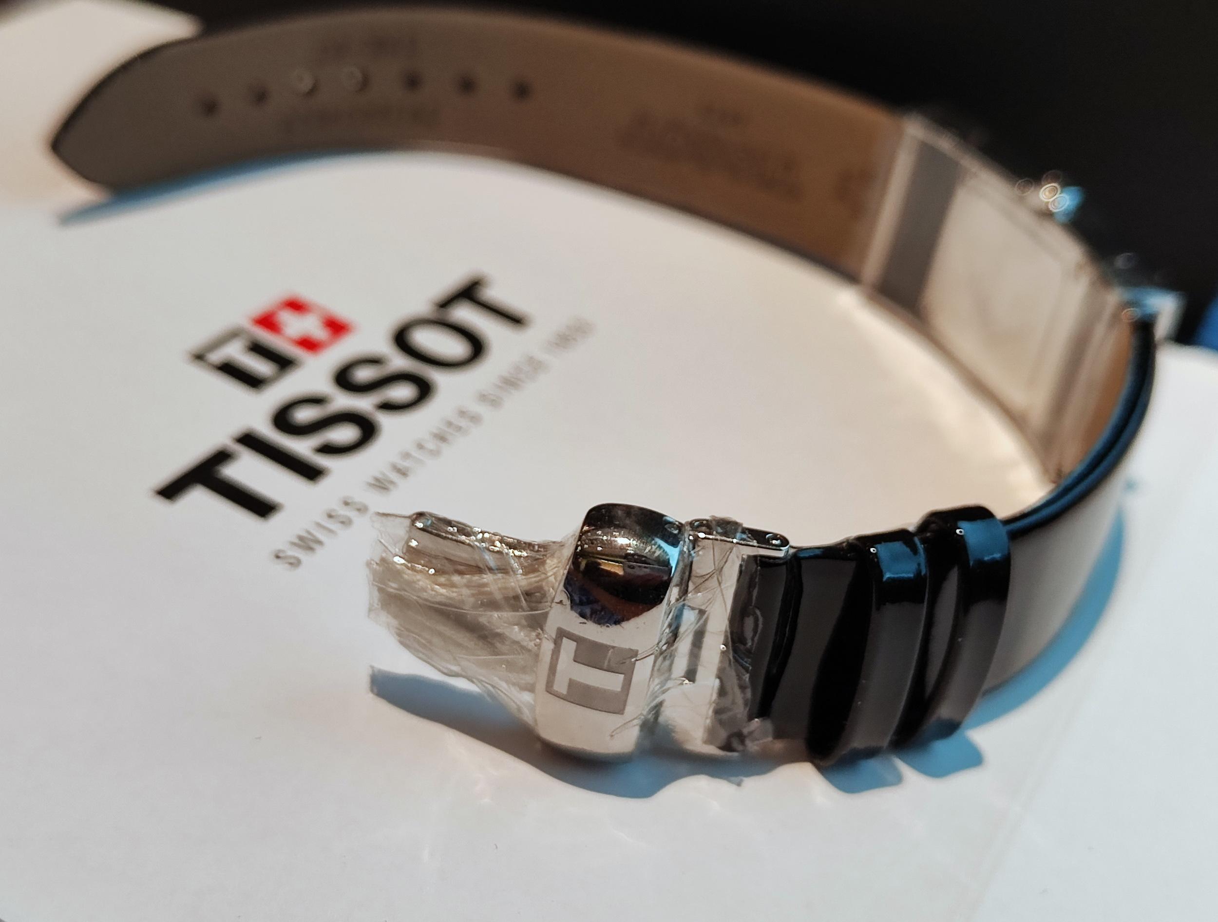 天梭 TISSOT 全新 Bellf Hour系列 原鑲鑽錶 大H 黑色面盤 石英機芯~原廠盒單 未使用品 5