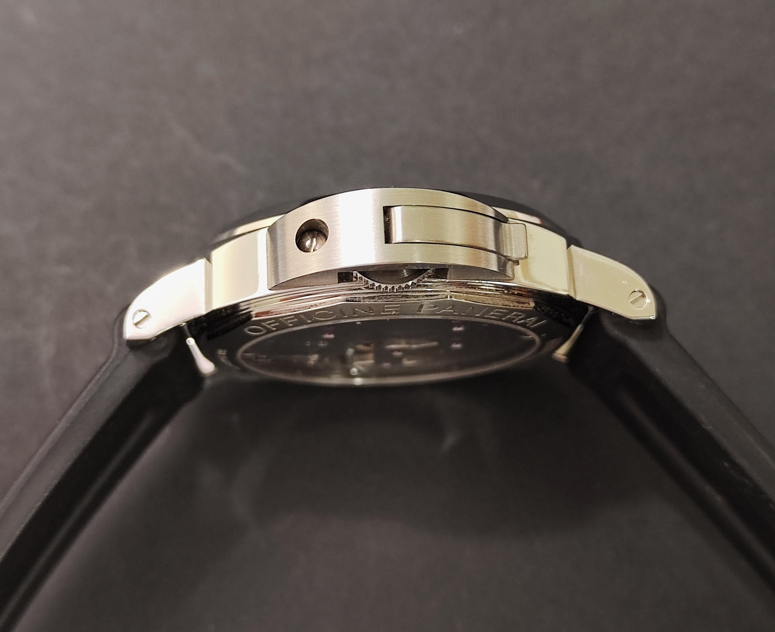 PANERAI 沛納海 PAM563 白色面盤 大錶徑44mm 護橋款 LUMINOR 手動上鍊 八日動能 八日鍊~原廠盒單 4