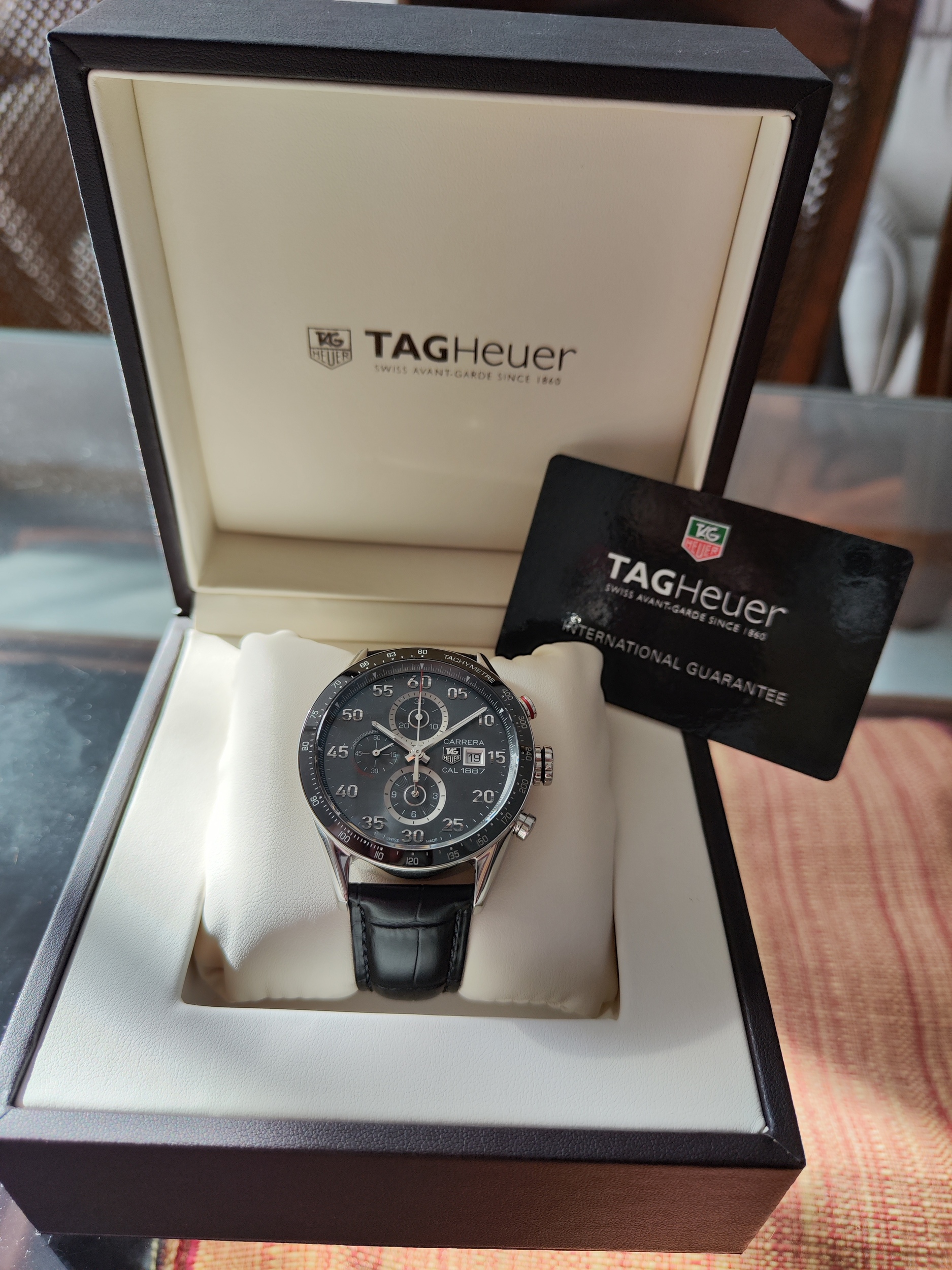 TAG HEUER 豪雅 CARRERA 1887 大錶徑43mm  自動上鍊 計時功能~原廠盒單 Calibre 8