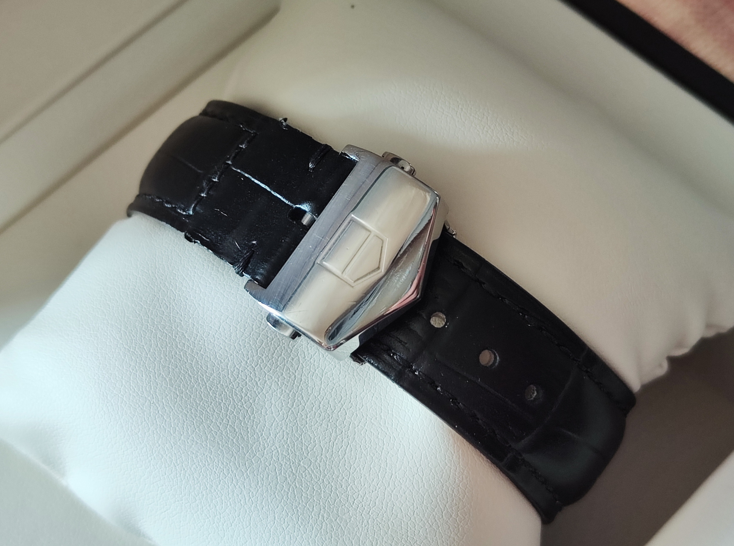 TAG HEUER 豪雅 CARRERA 1887 大錶徑43mm  自動上鍊 計時功能~原廠盒單 Calibre 7