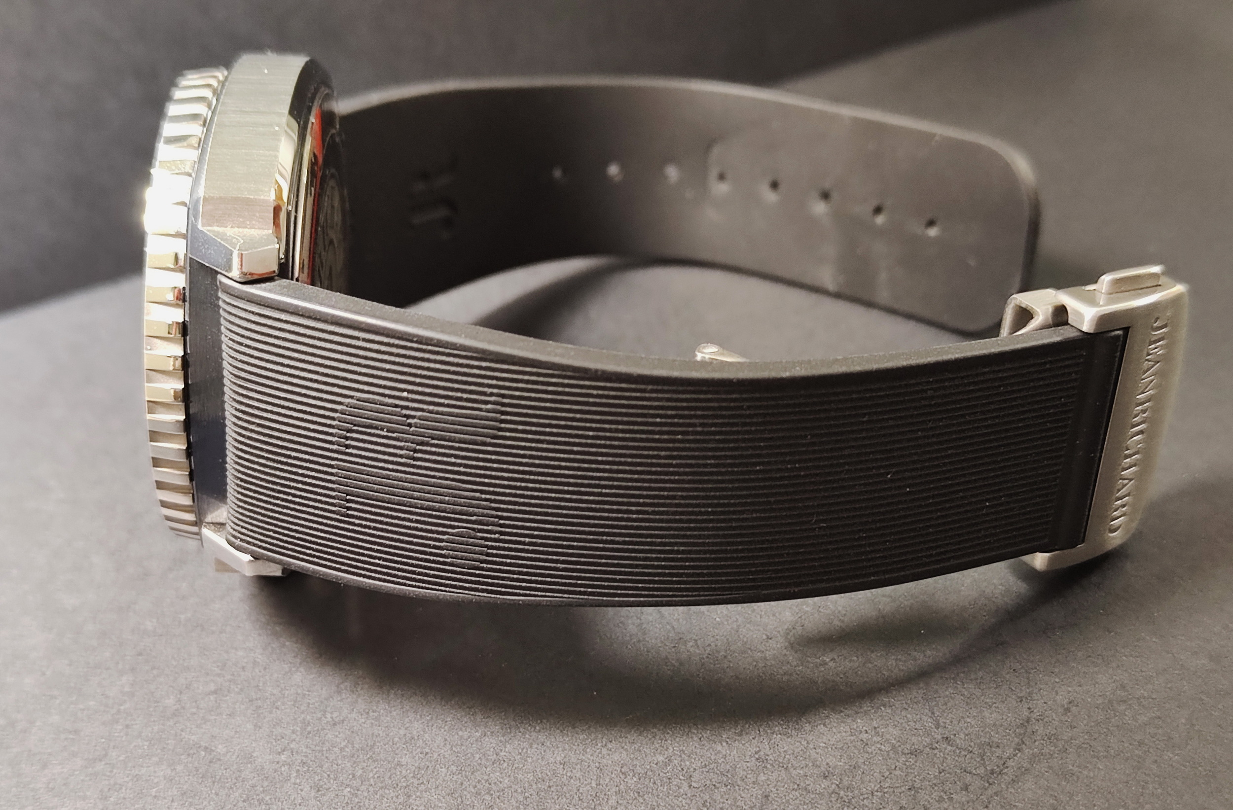 Jean Richard 尚維沙 Aquascope 浮世繪雕刻 藍色面盤 大錶徑44mm 自動上鍊 絕版釋出~原廠盒單 JR DJR 7