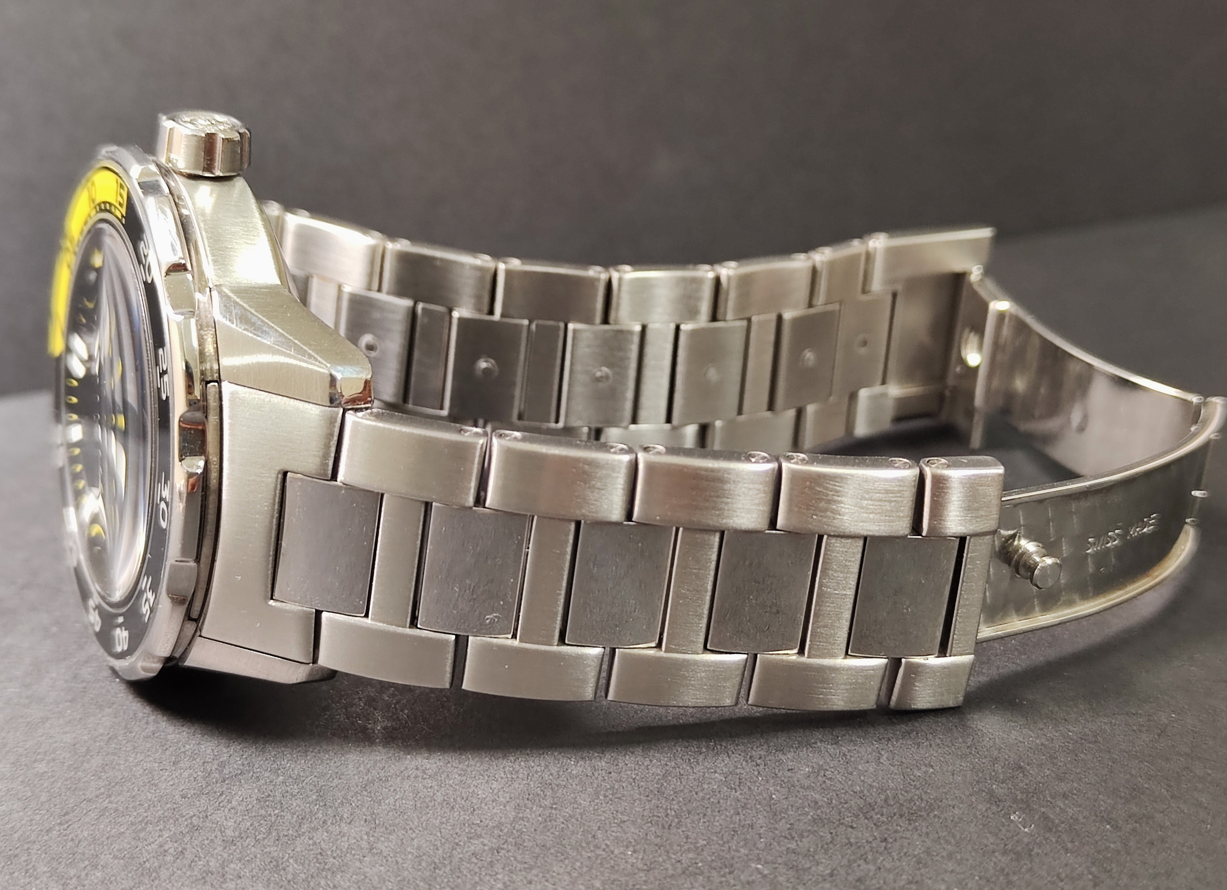 萬國 IWC 海洋時計 自動上鍊 大錶徑44mm 黑色面盤 黃色外圈 AQUATIMER 深潛2000米~原廠保單 6