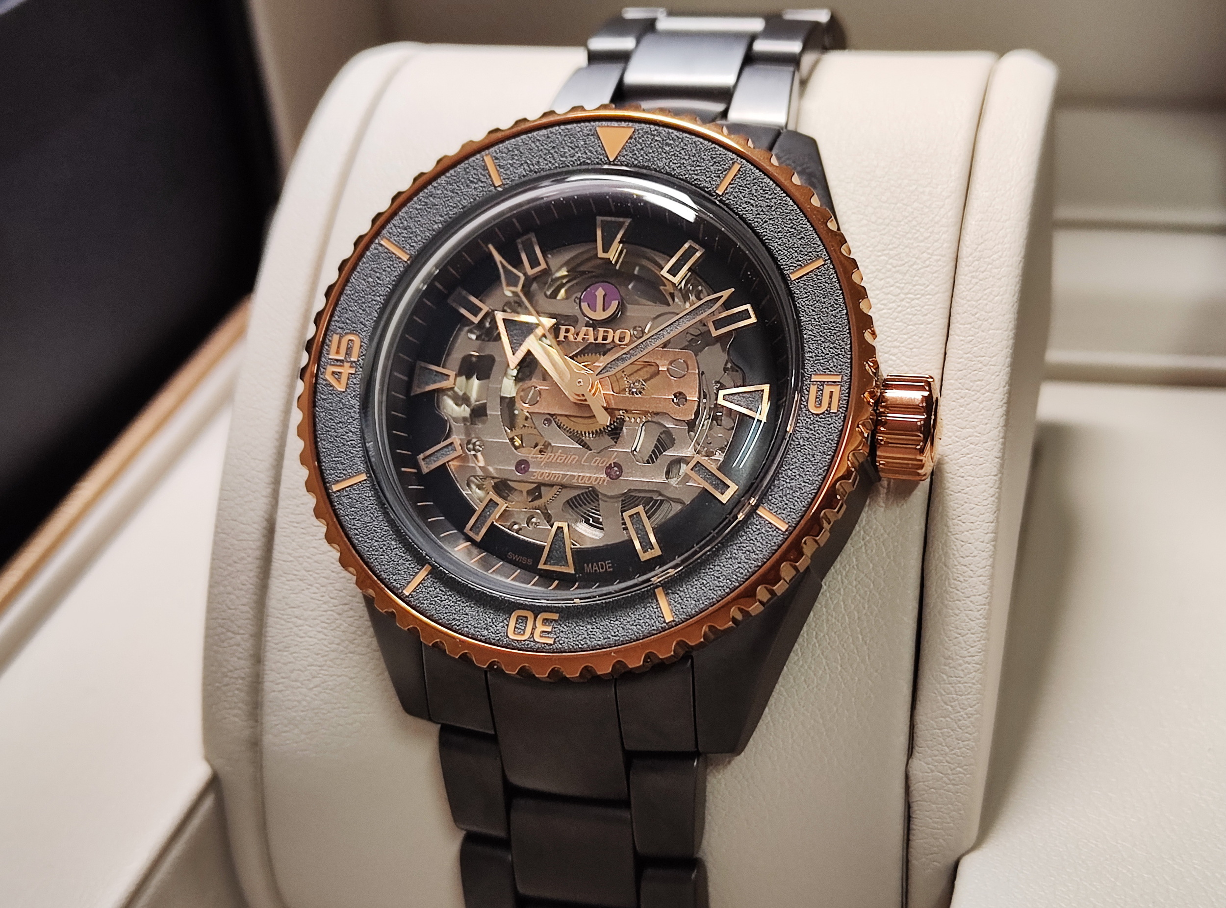 雷達 RADO 庫克船長 鏤空面盤 大錶徑43mm 高科技啞光陶瓷 自動上鍊 抗磁 80小時動能~原廠盒單 2025AD 2